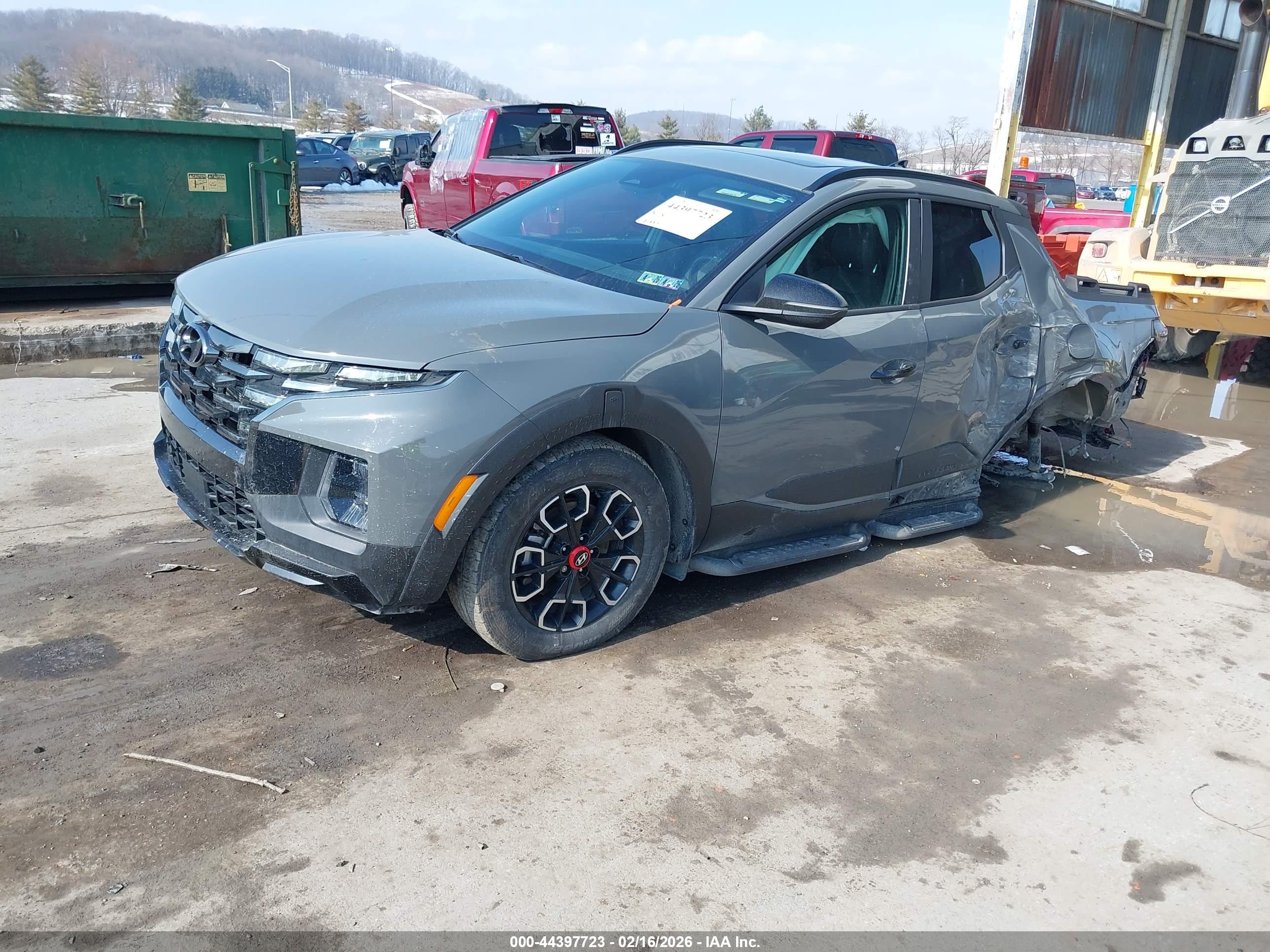 HYUNDAI SANTA image 2