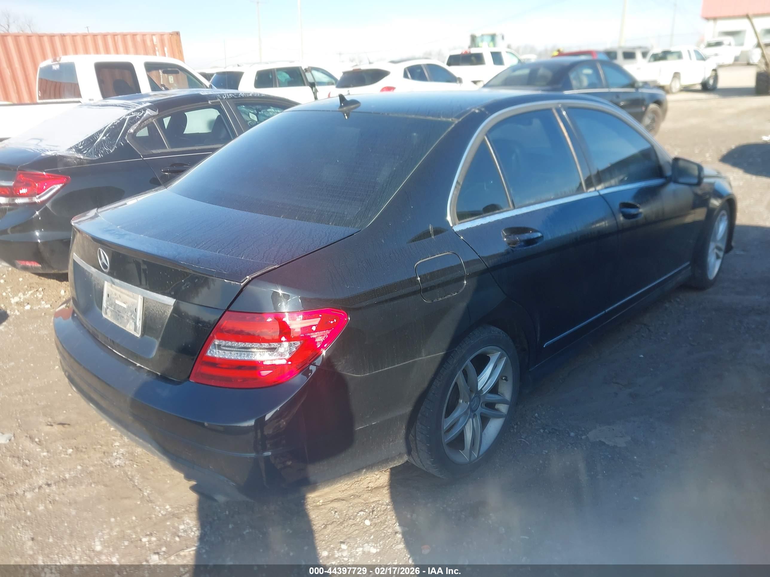 MERCEDES-BENZ C image 4