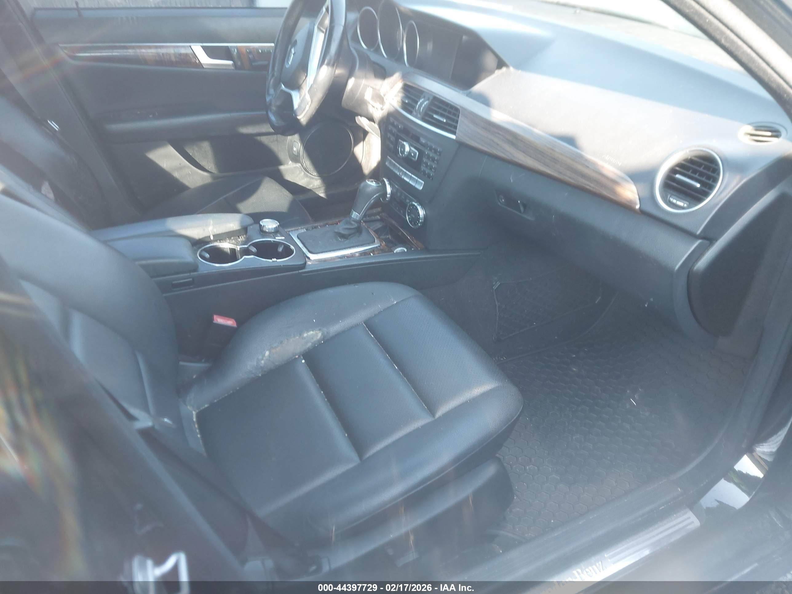 MERCEDES-BENZ C image 5