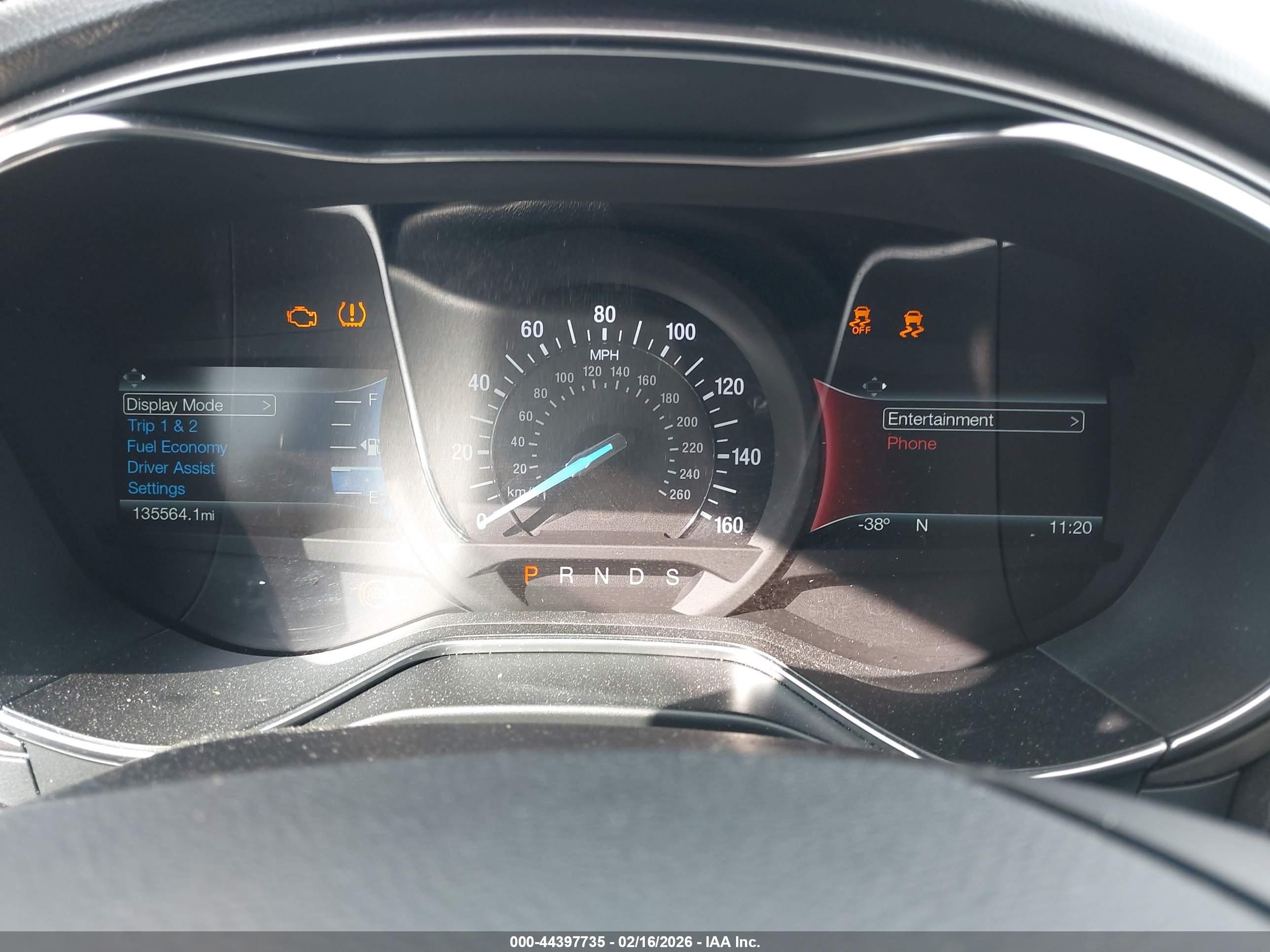 FORD FUSION image 7