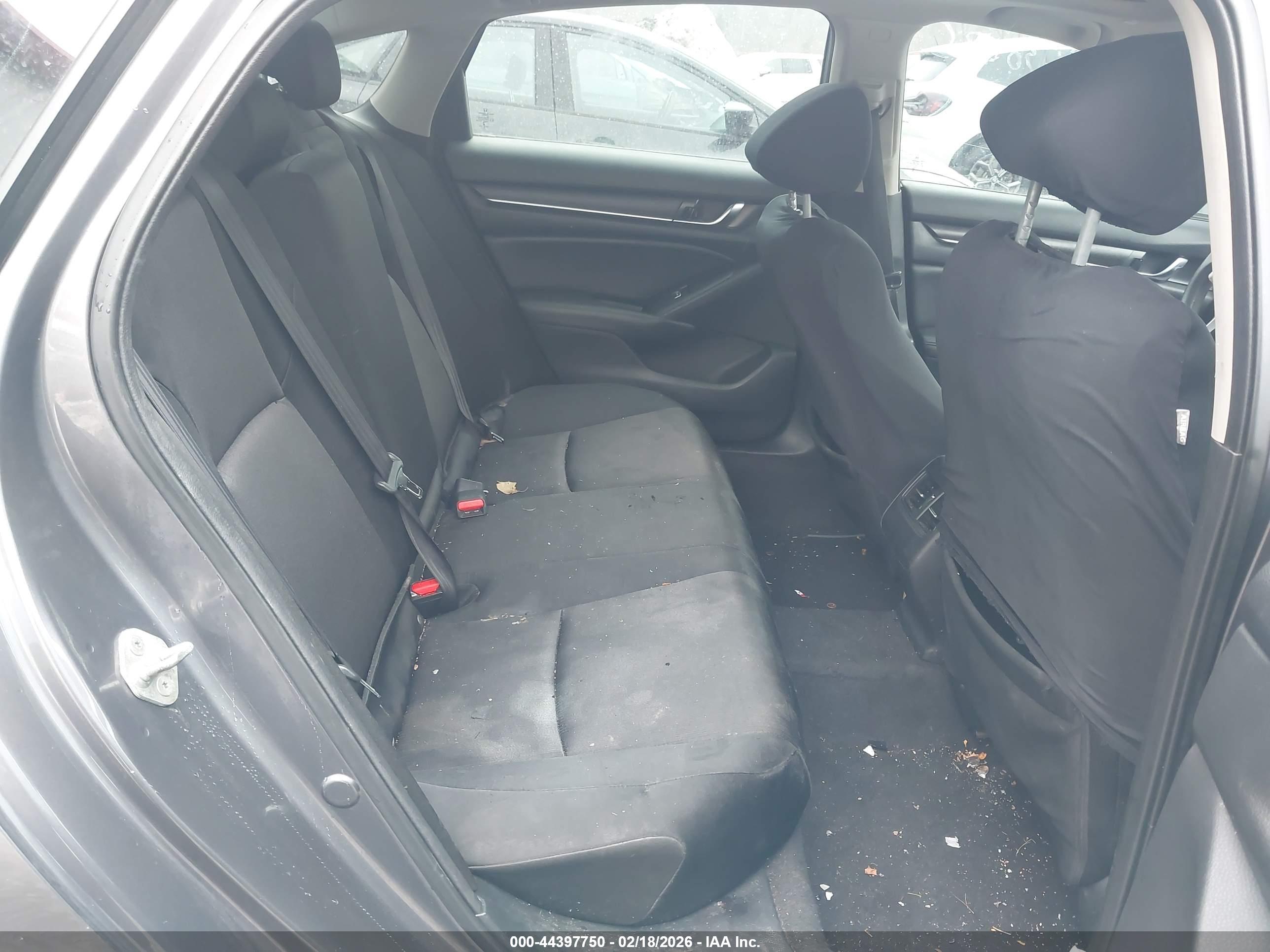 HONDA ACCORD image 8