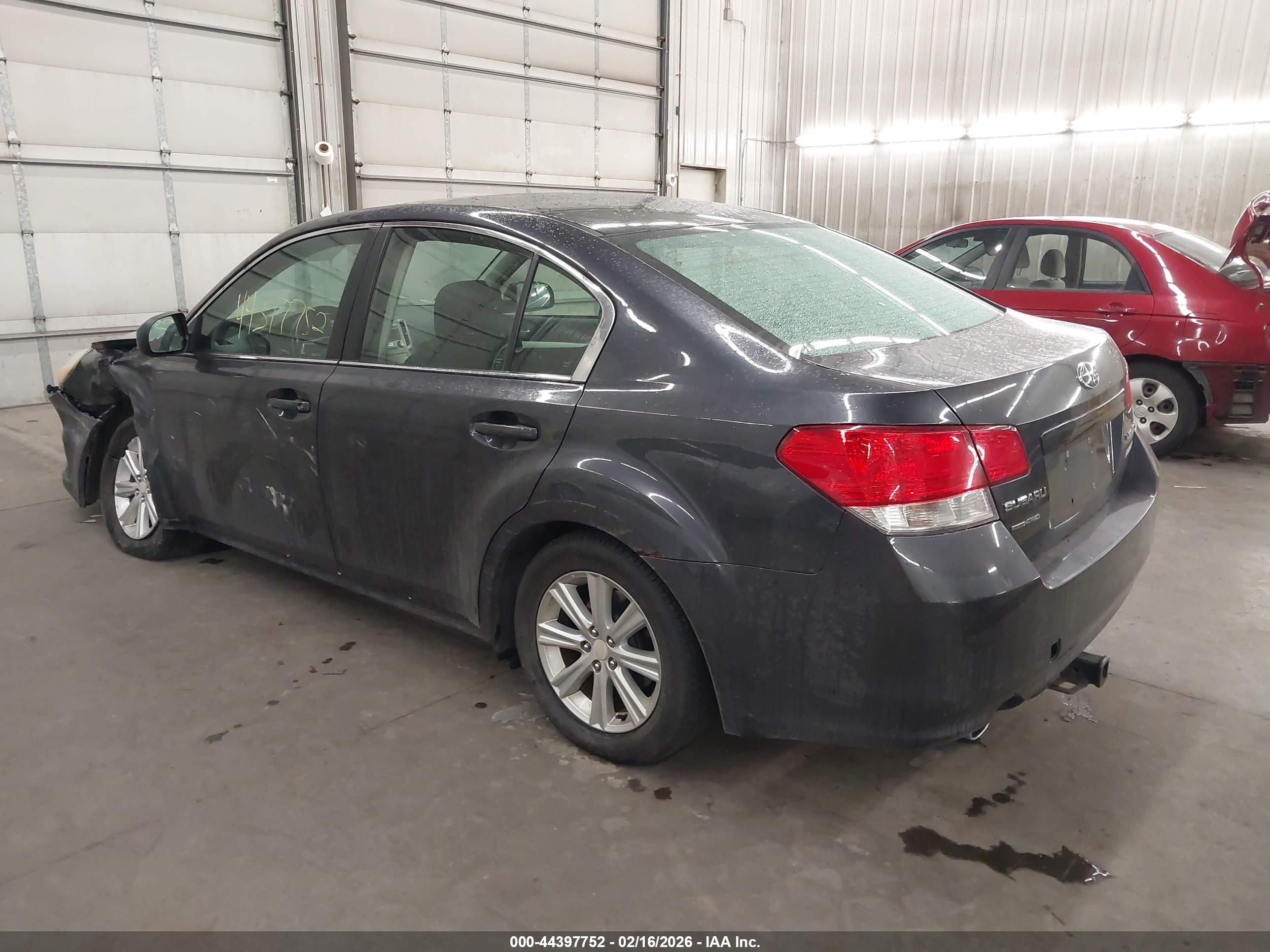 SUBARU LEGACY image 3