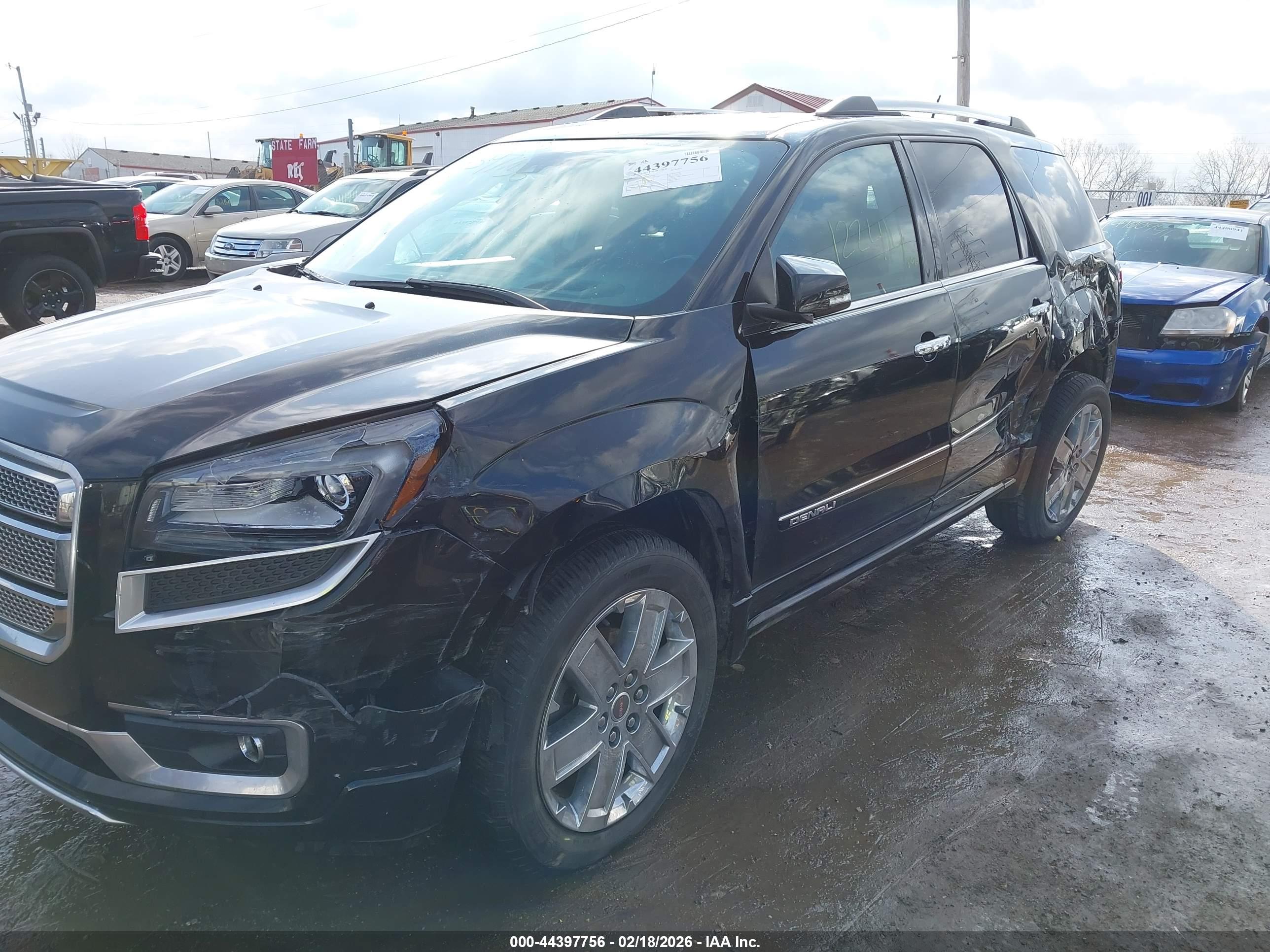 GMC ACADIA image 6