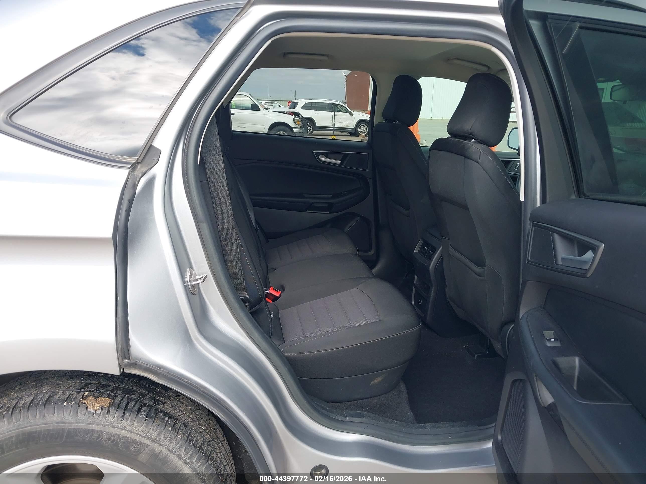 FORD EDGE image 8