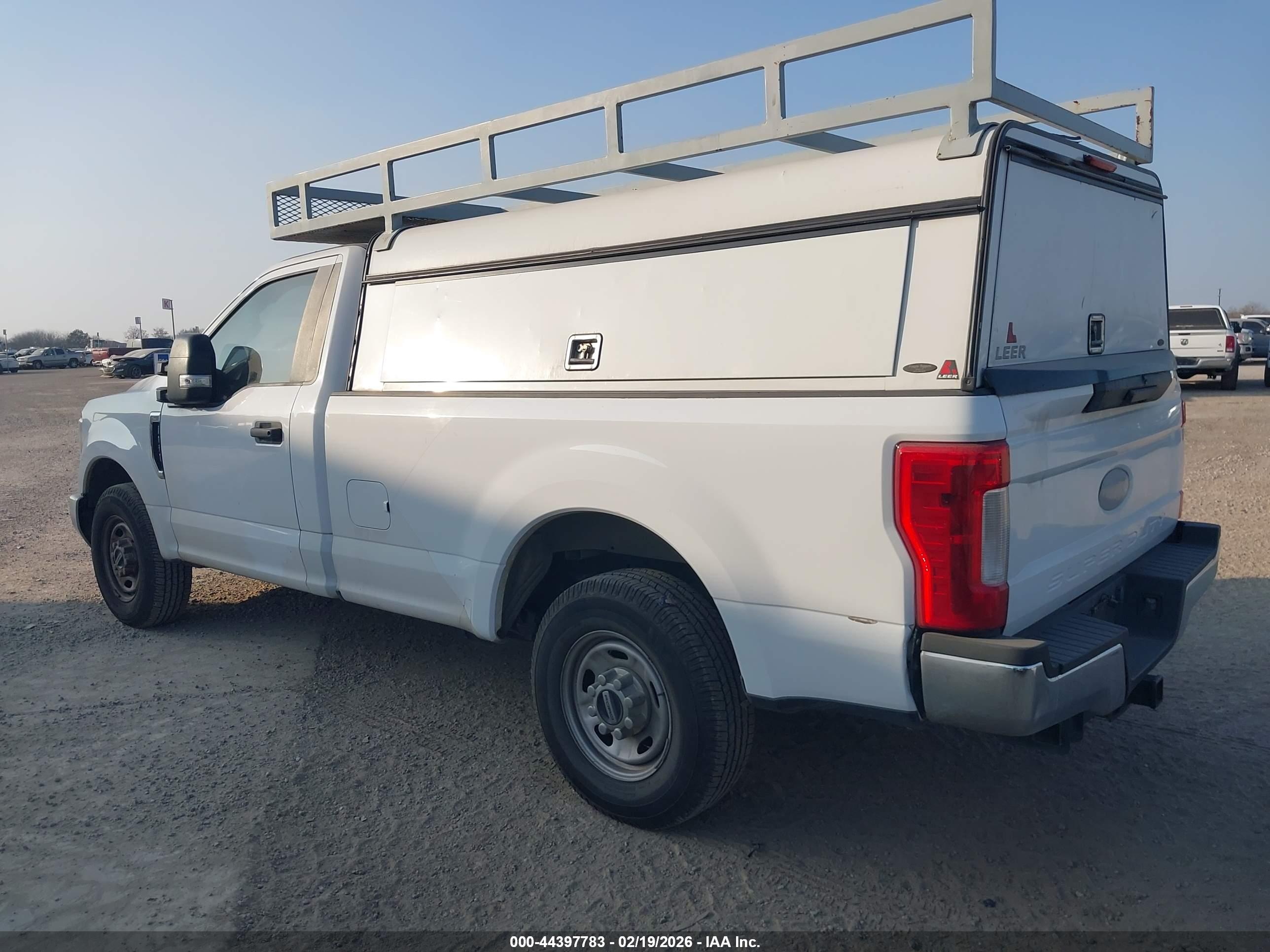 FORD F-350 image 3