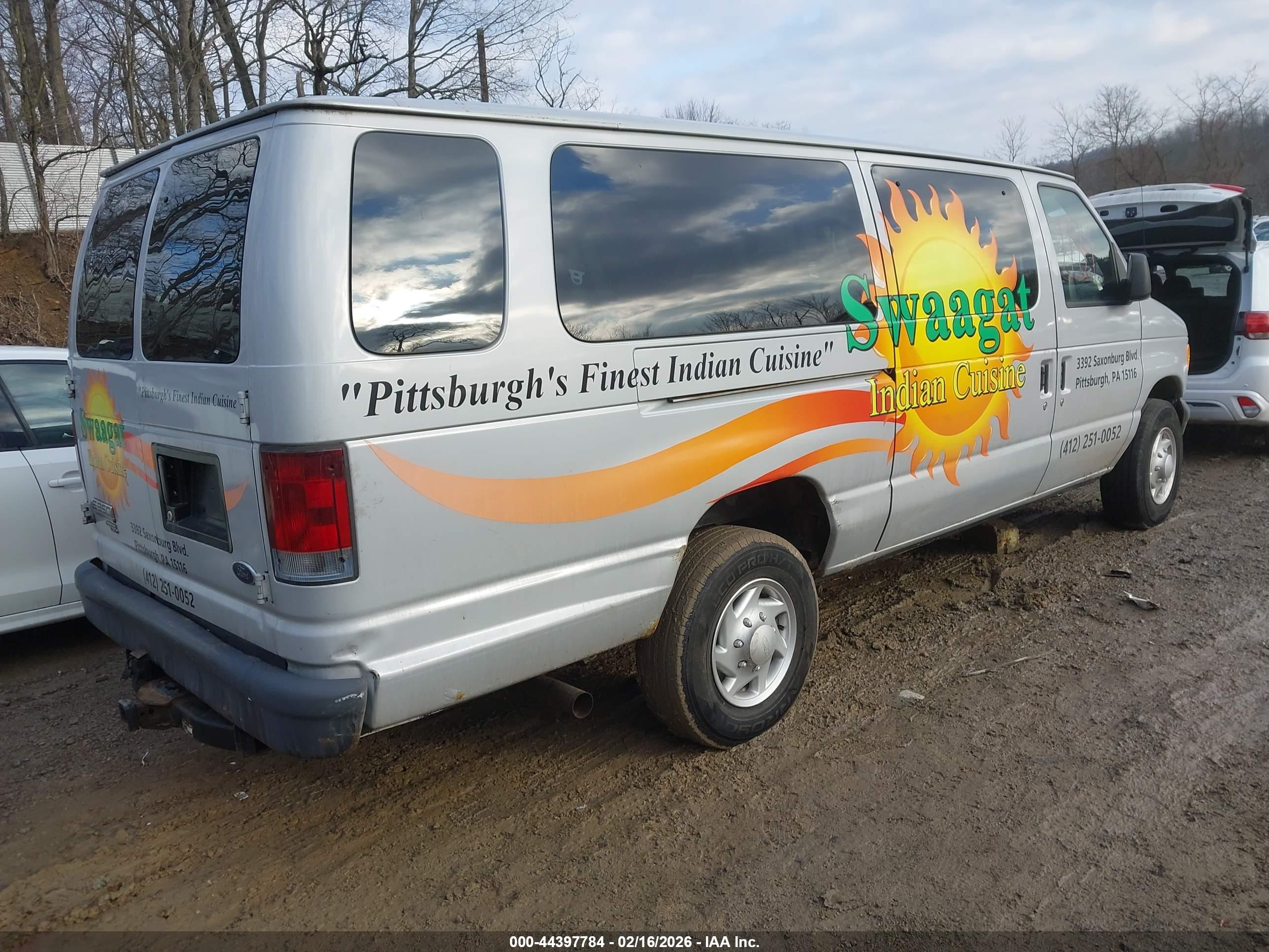 FORD E-350 image 4