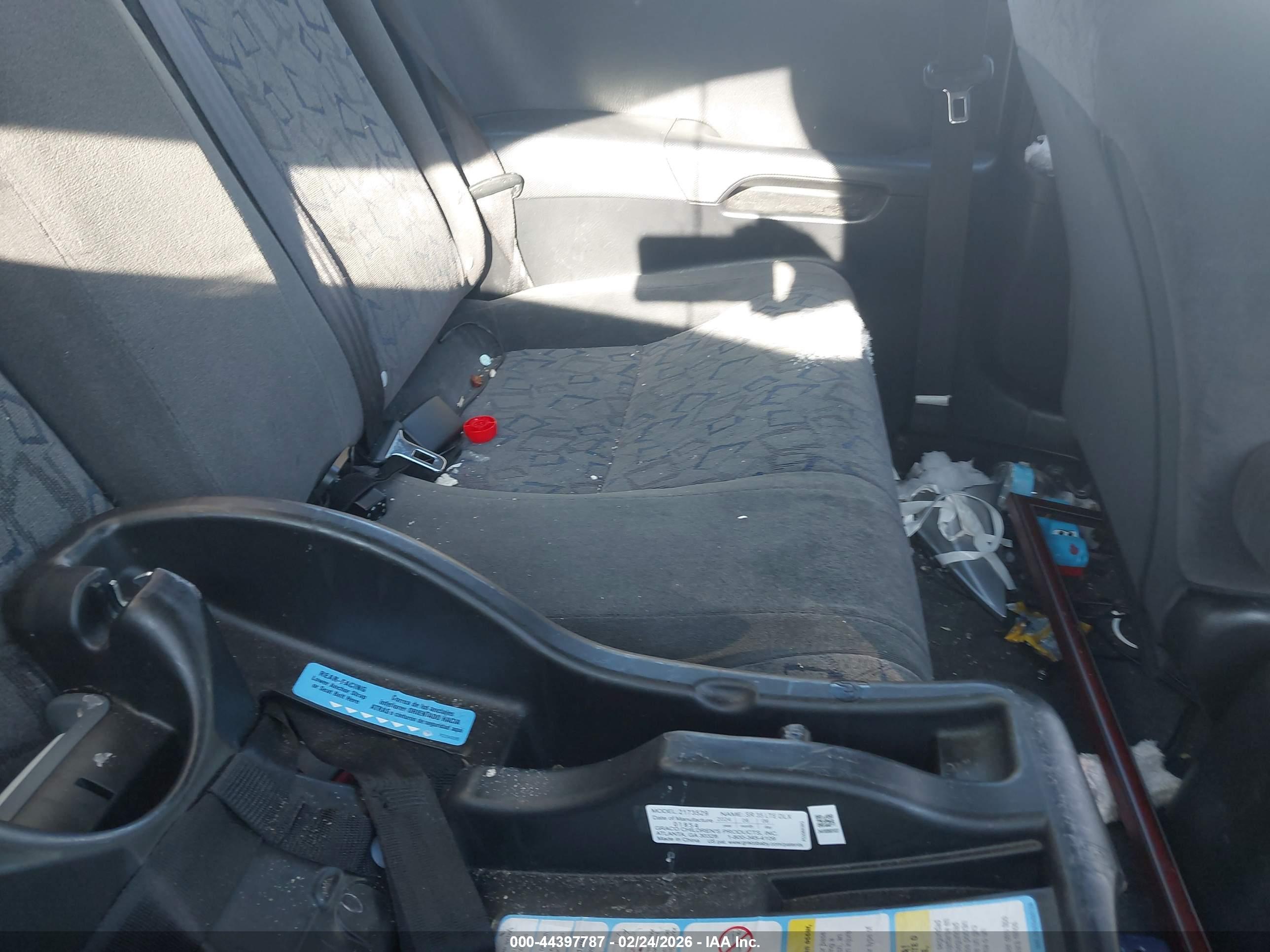 HONDA CIVIC image 8