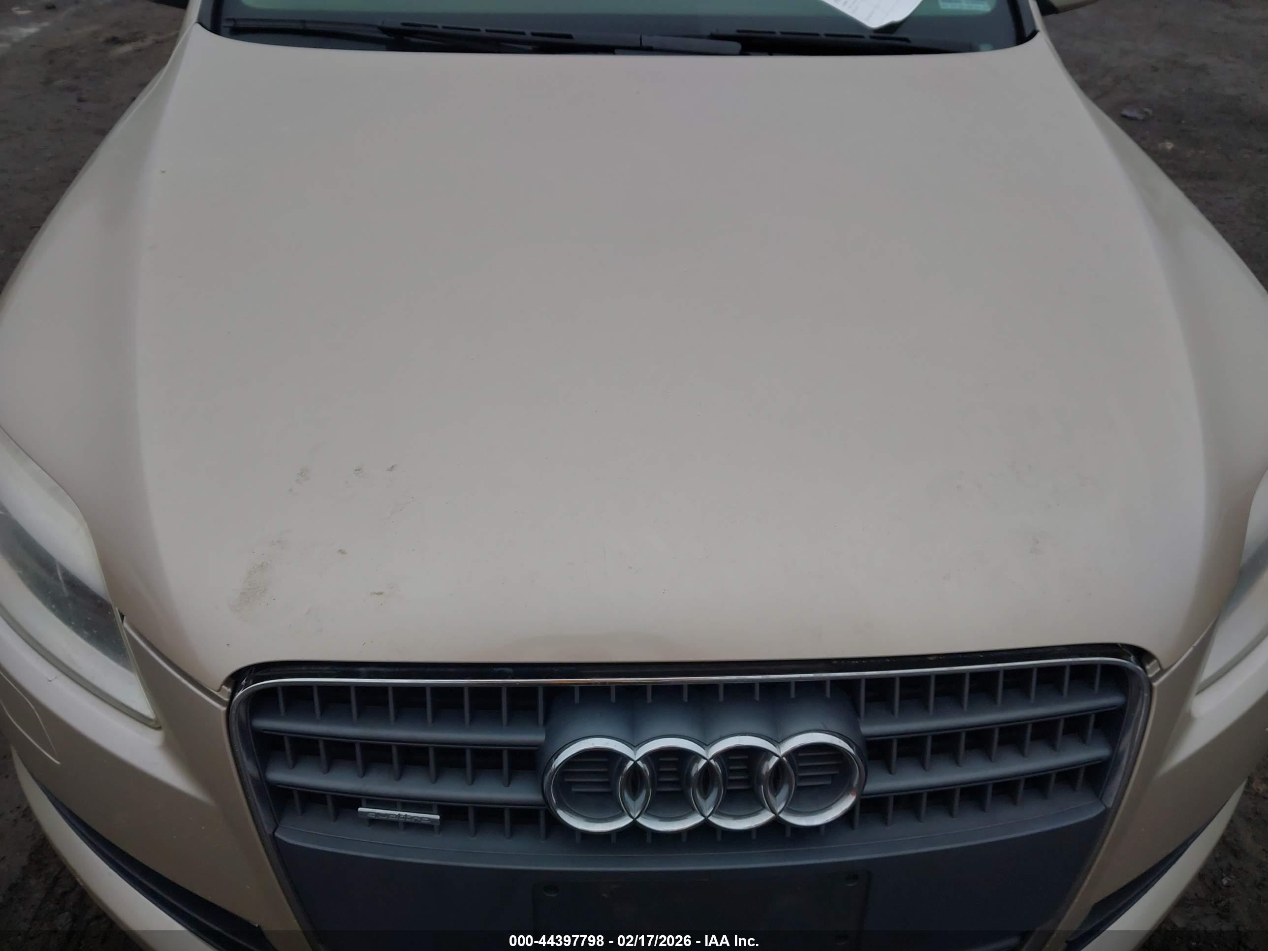 AUDI Q7 image 6