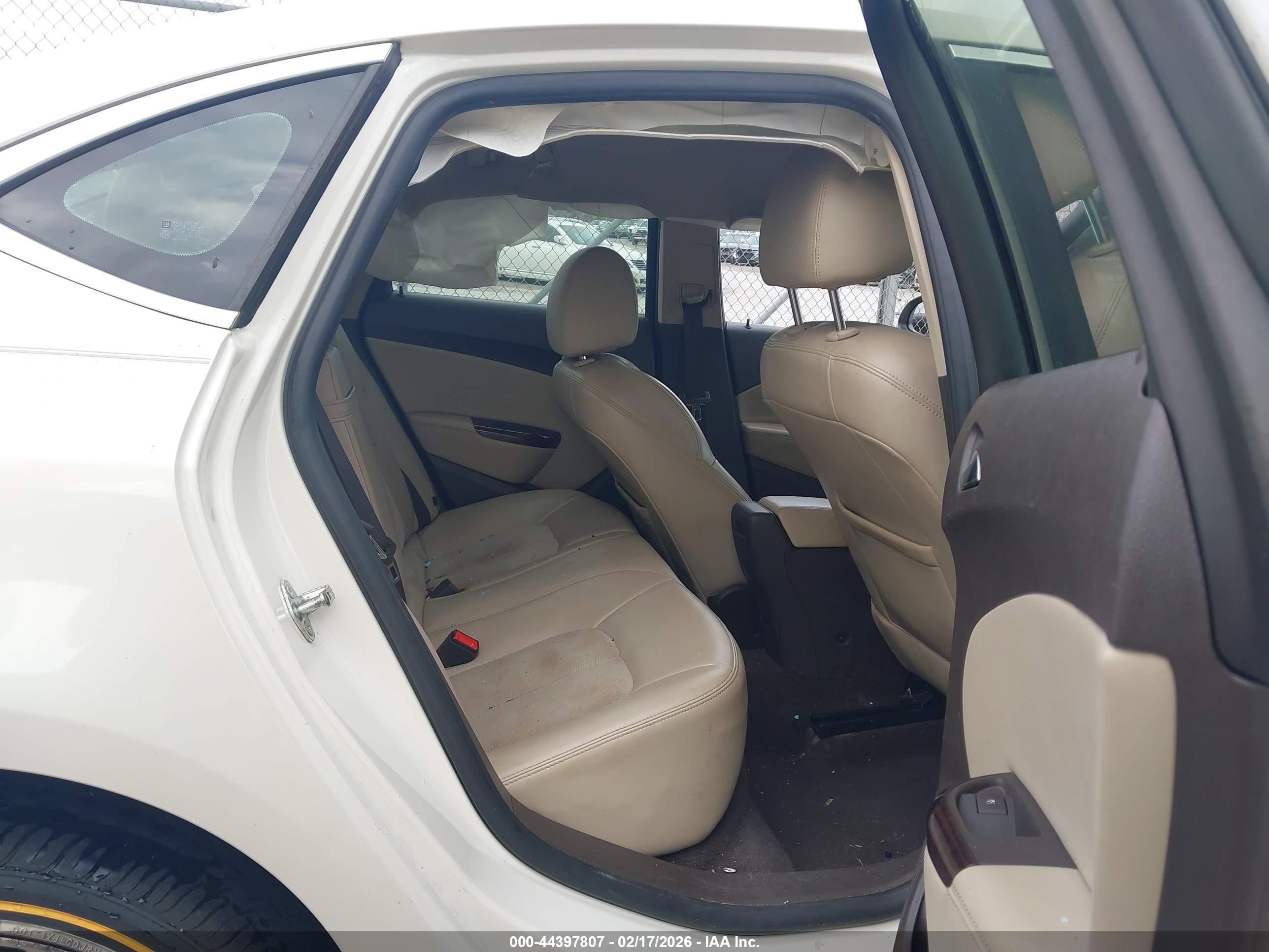 BUICK VERANO image 8