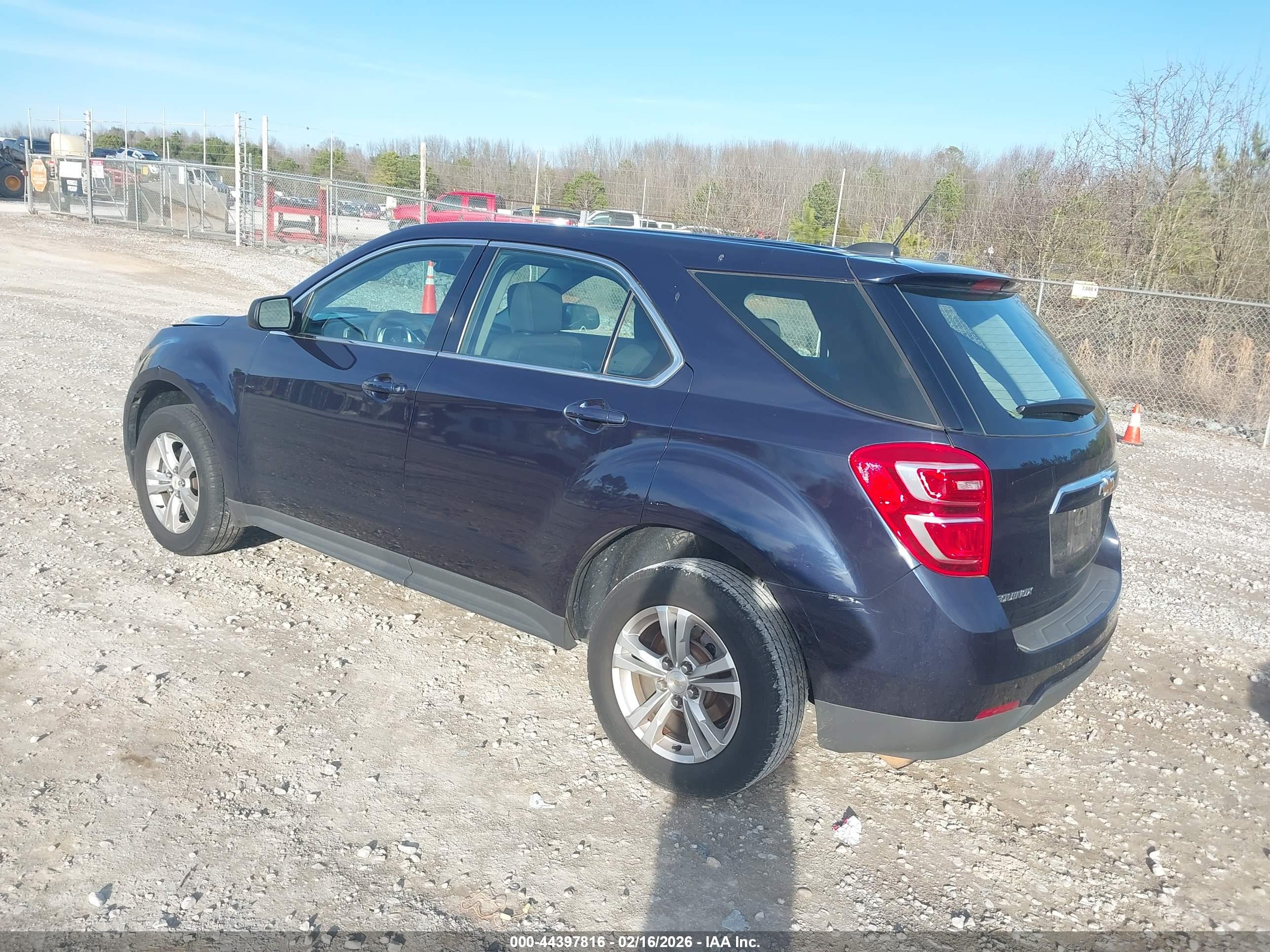 CHEVROLET EQUINOX image 3