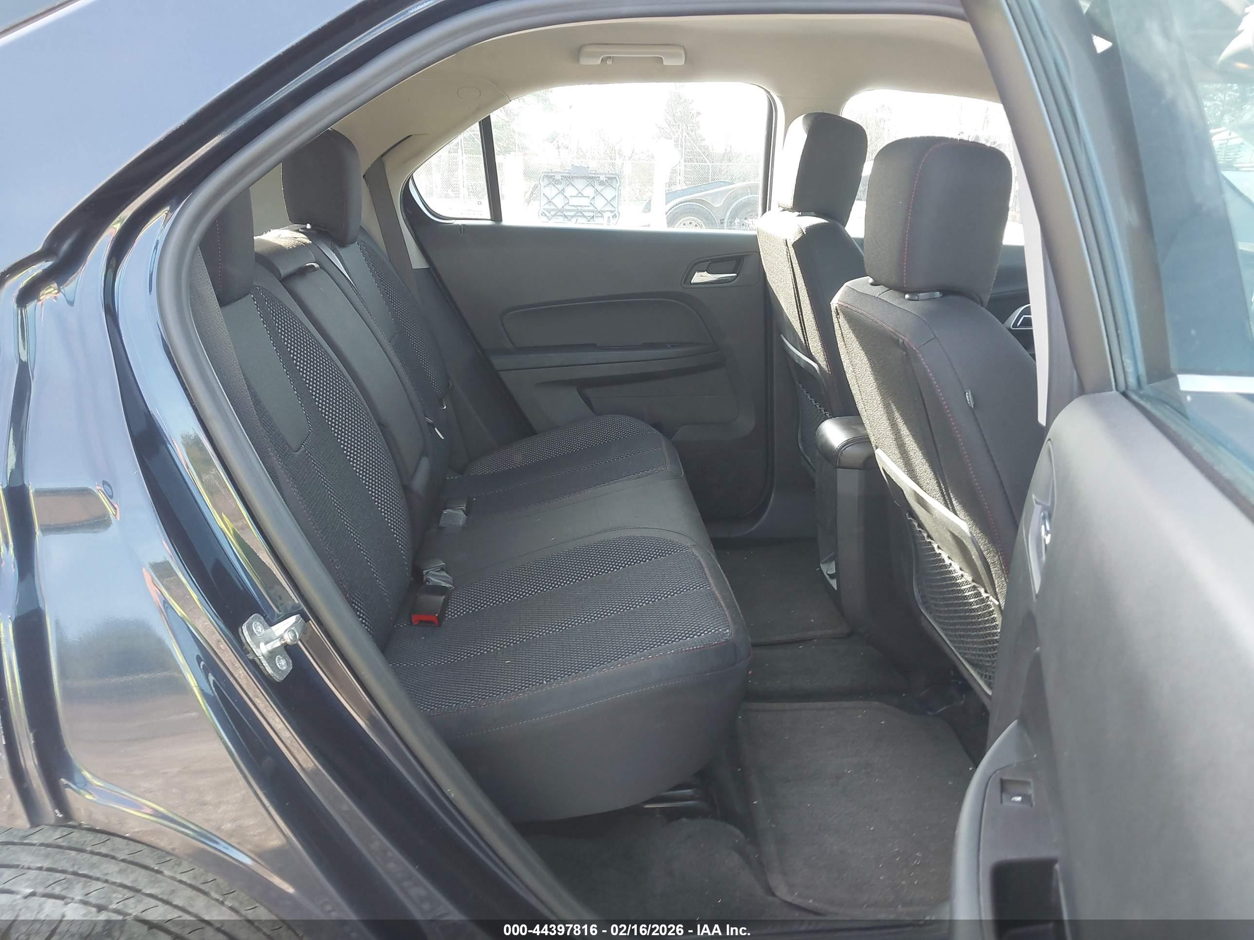 CHEVROLET EQUINOX image 8