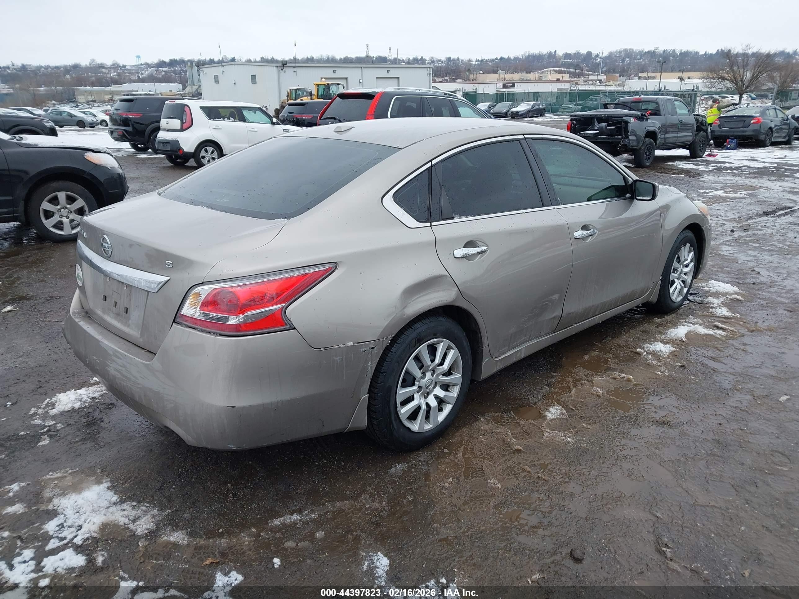 NISSAN ALTIMA image 4