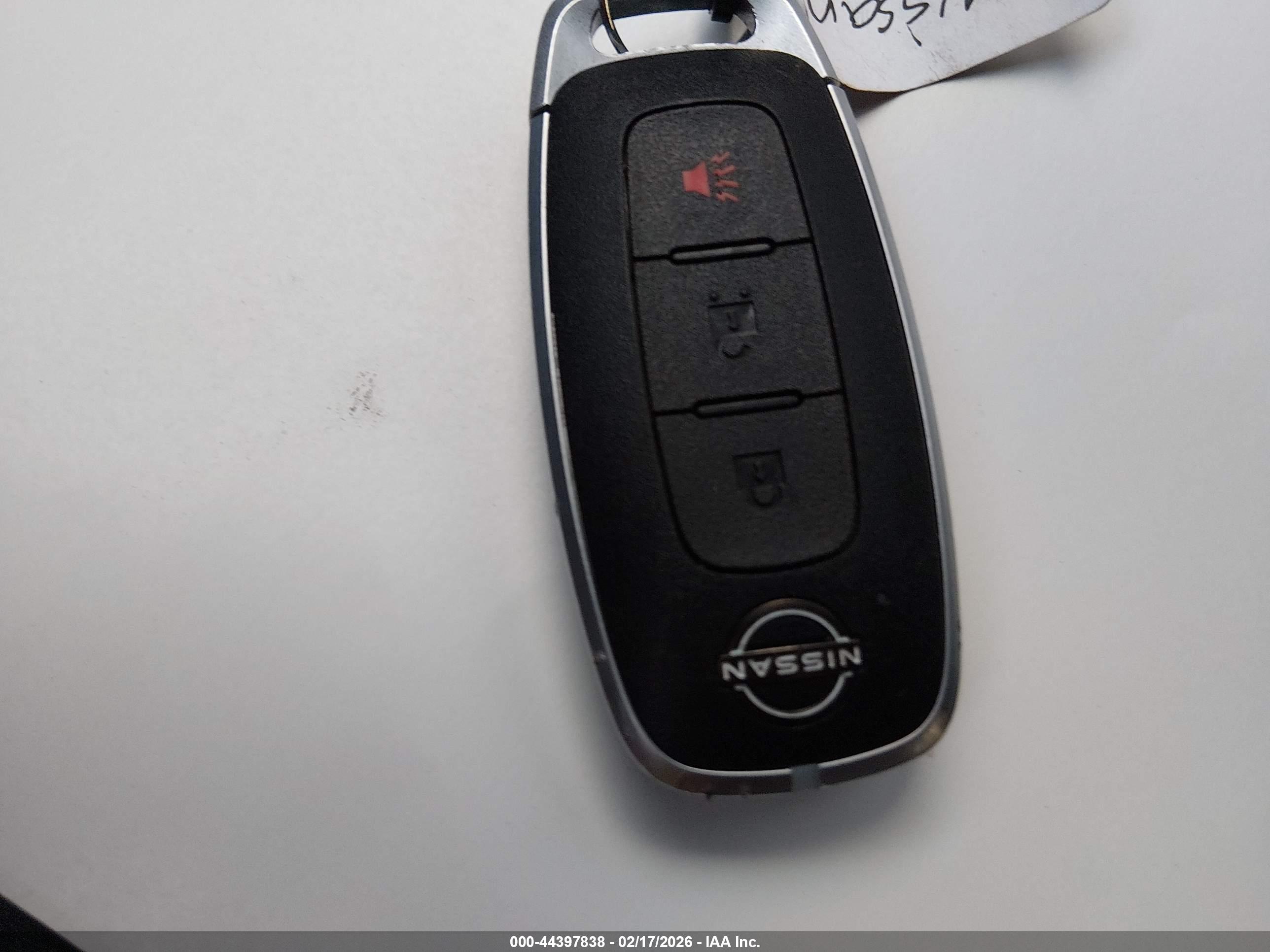 NISSAN KICKS image 11