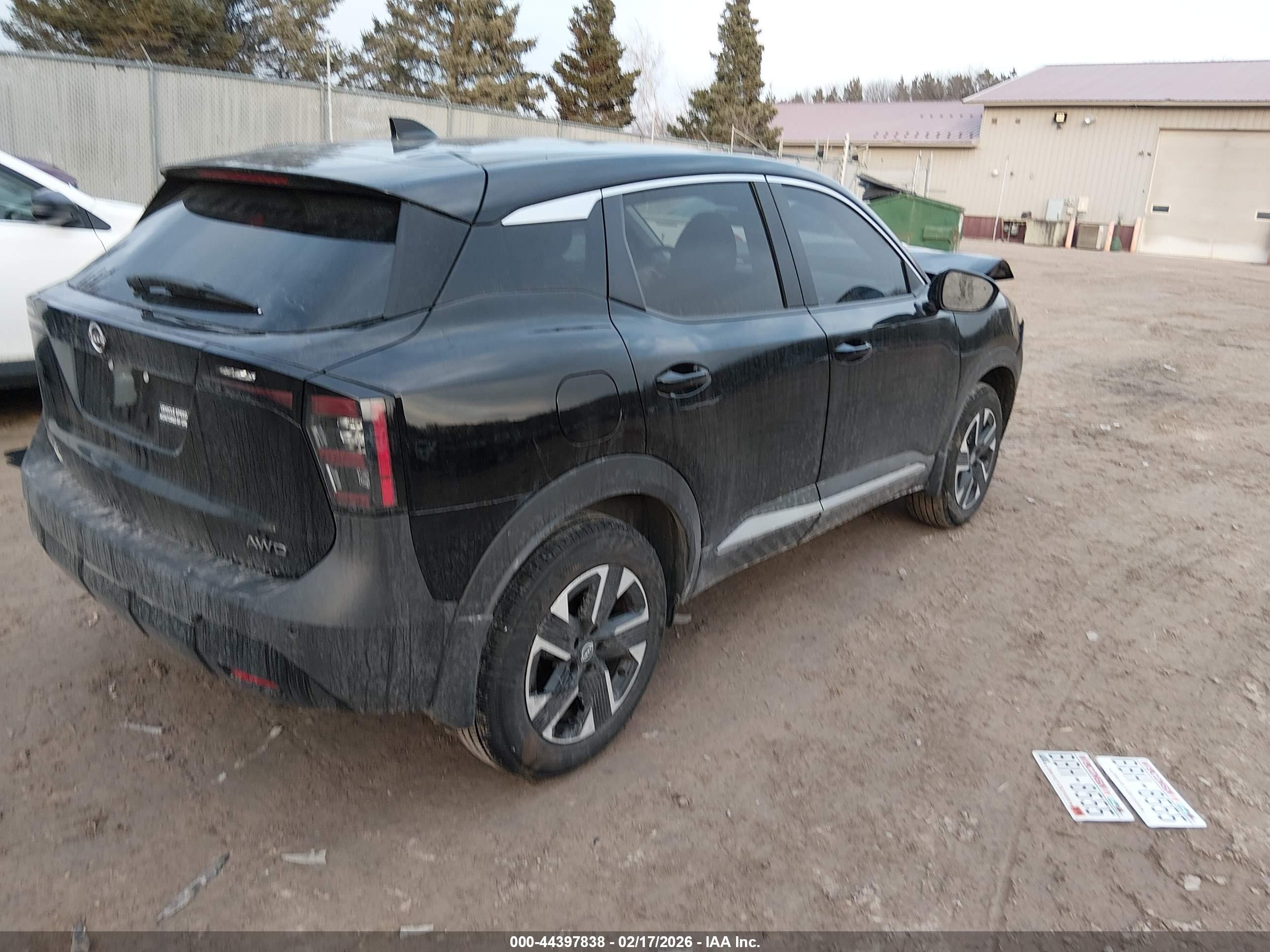 NISSAN KICKS image 4