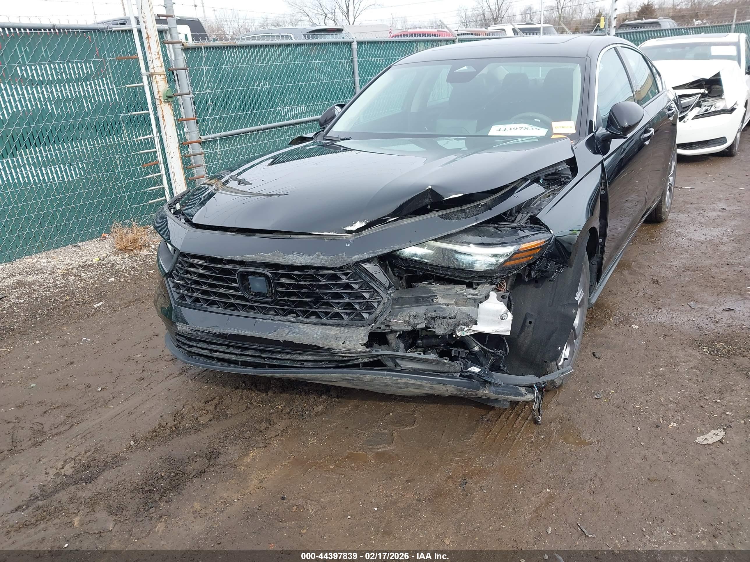 HONDA ACCORD image 6