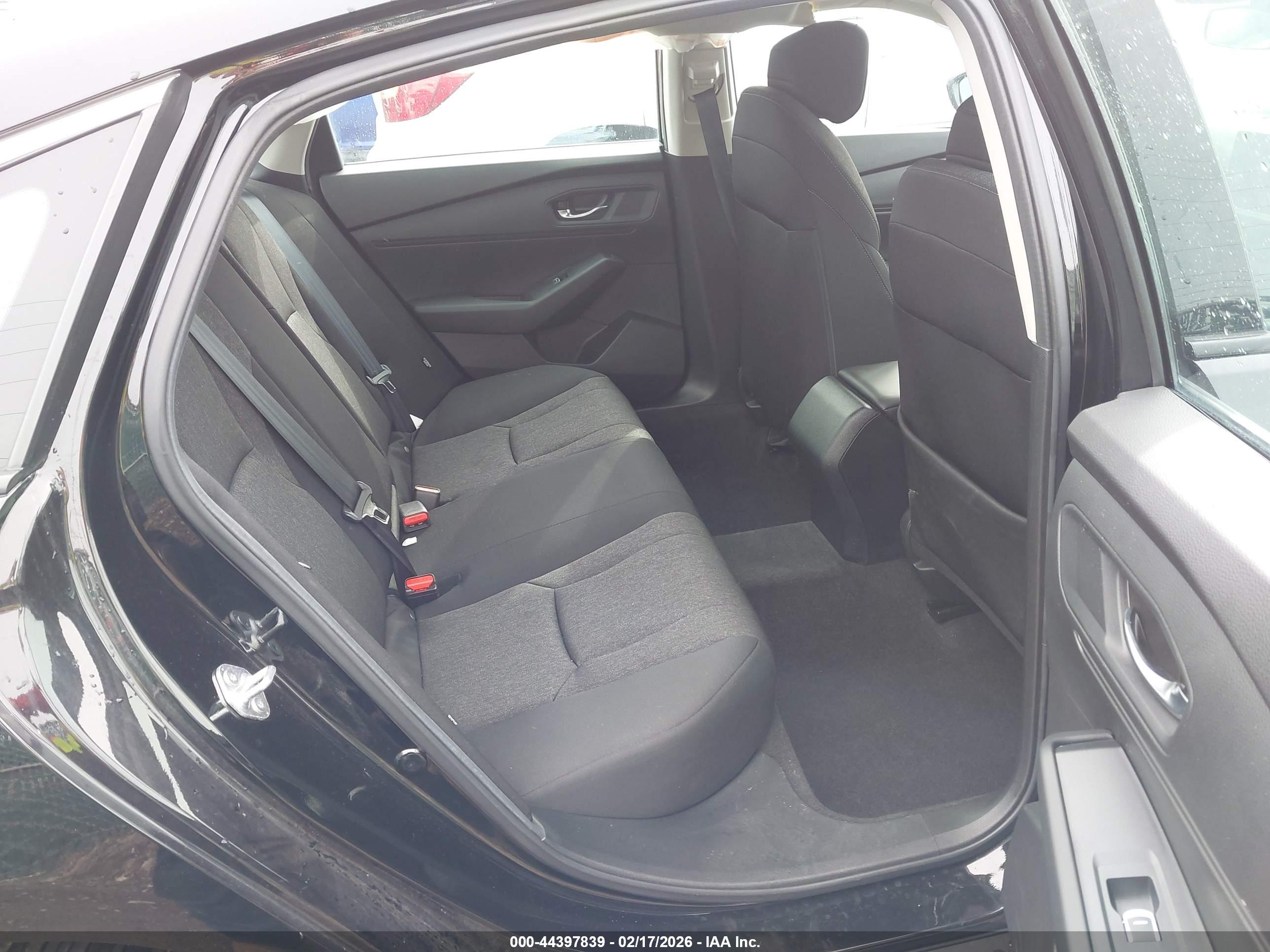 HONDA ACCORD image 8