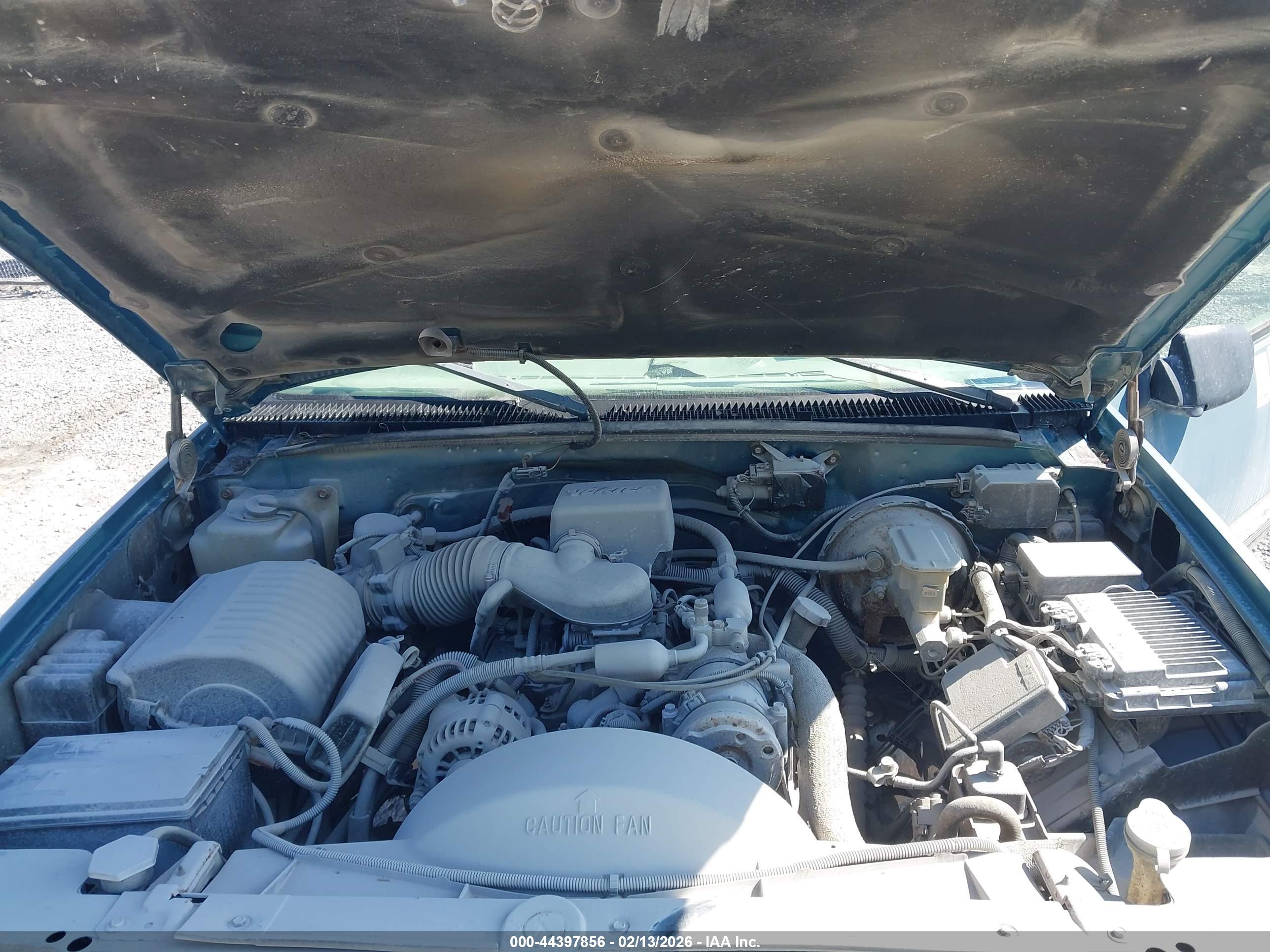 CHEVROLET C1500 image 10