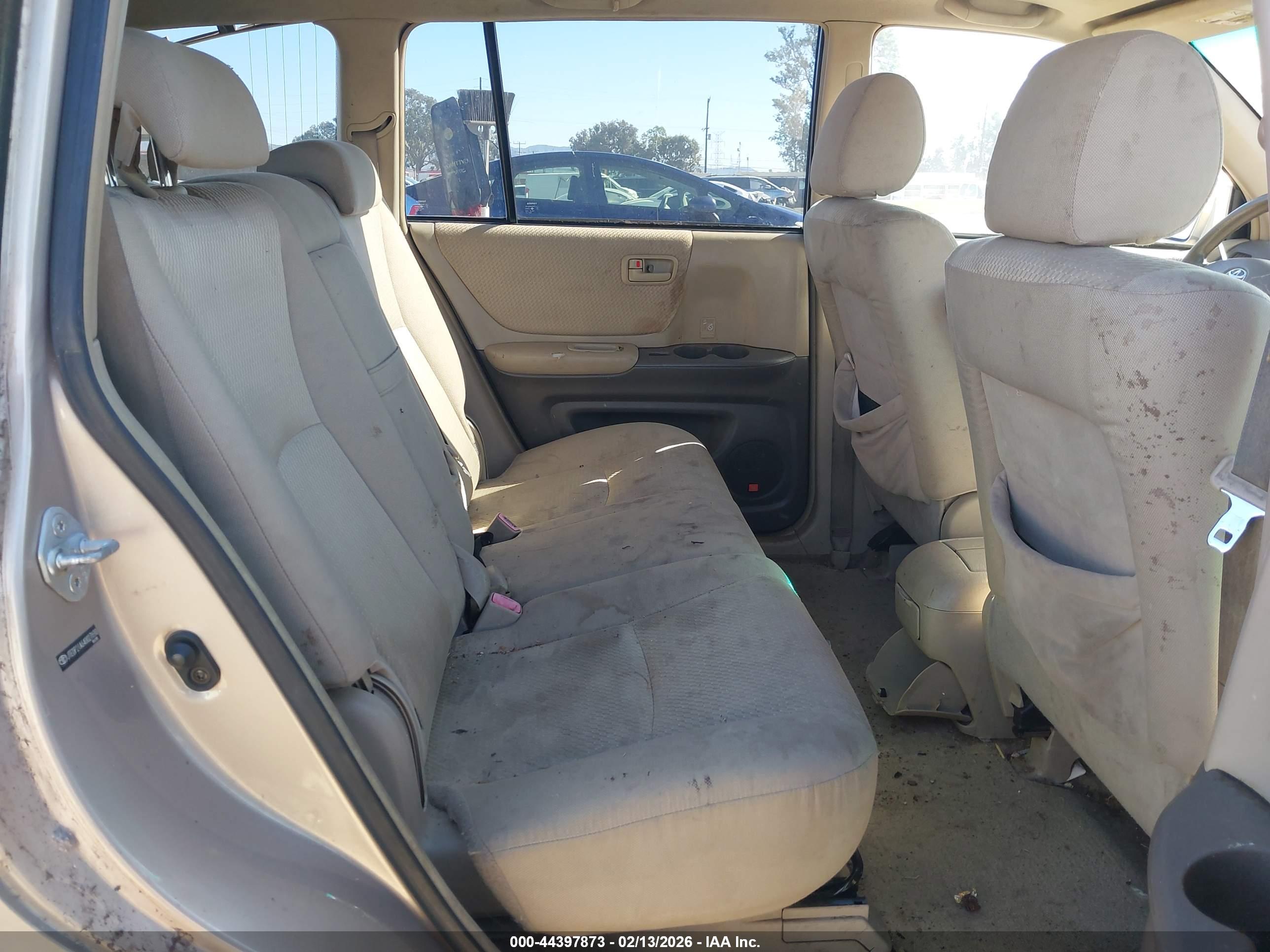 TOYOTA HIGHLANDER image 8