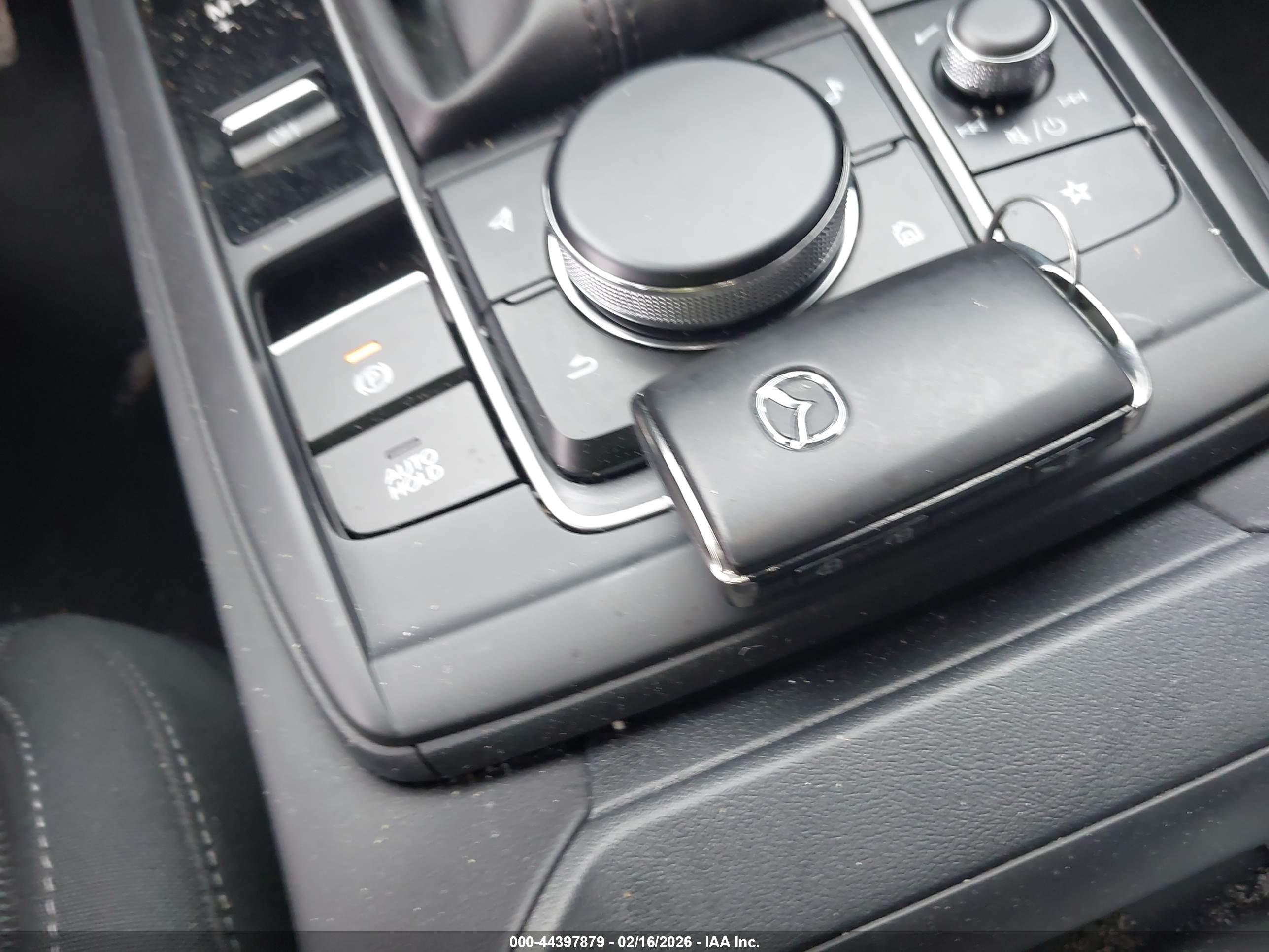 MAZDA CX-30 image 11