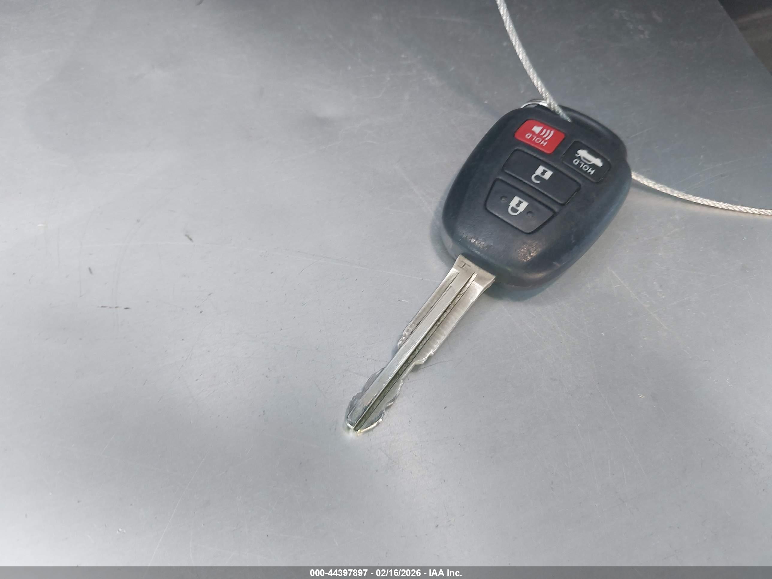 TOYOTA COROLLA image 11