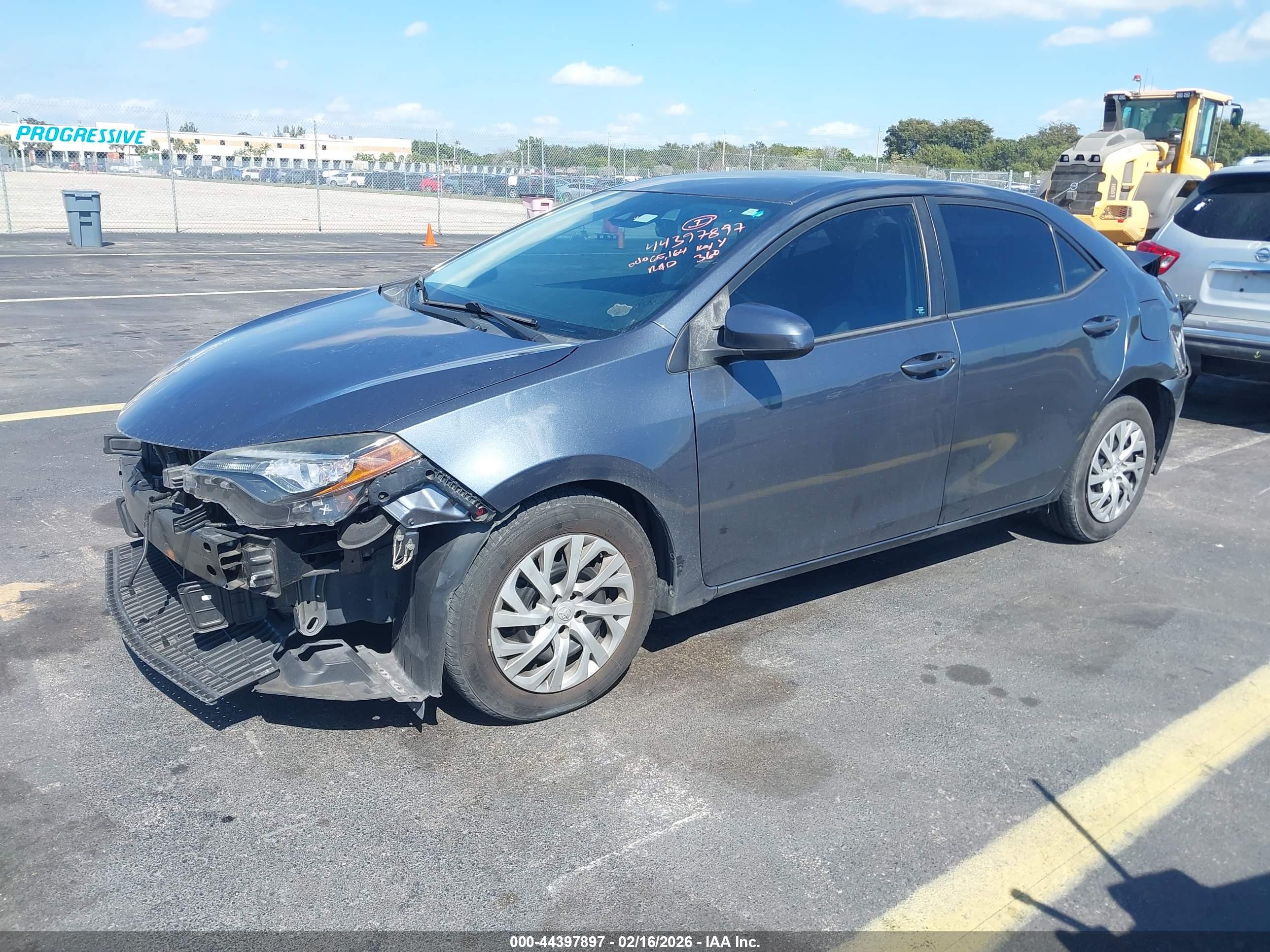 TOYOTA COROLLA image 2