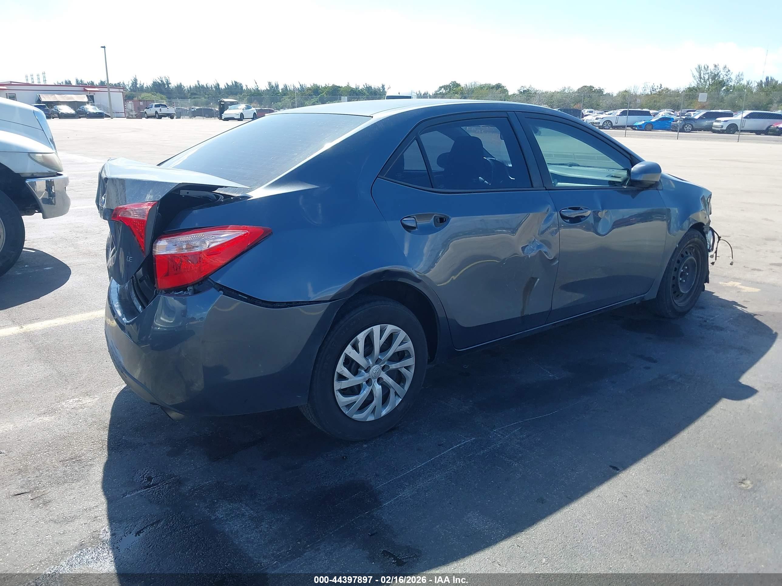 TOYOTA COROLLA image 4