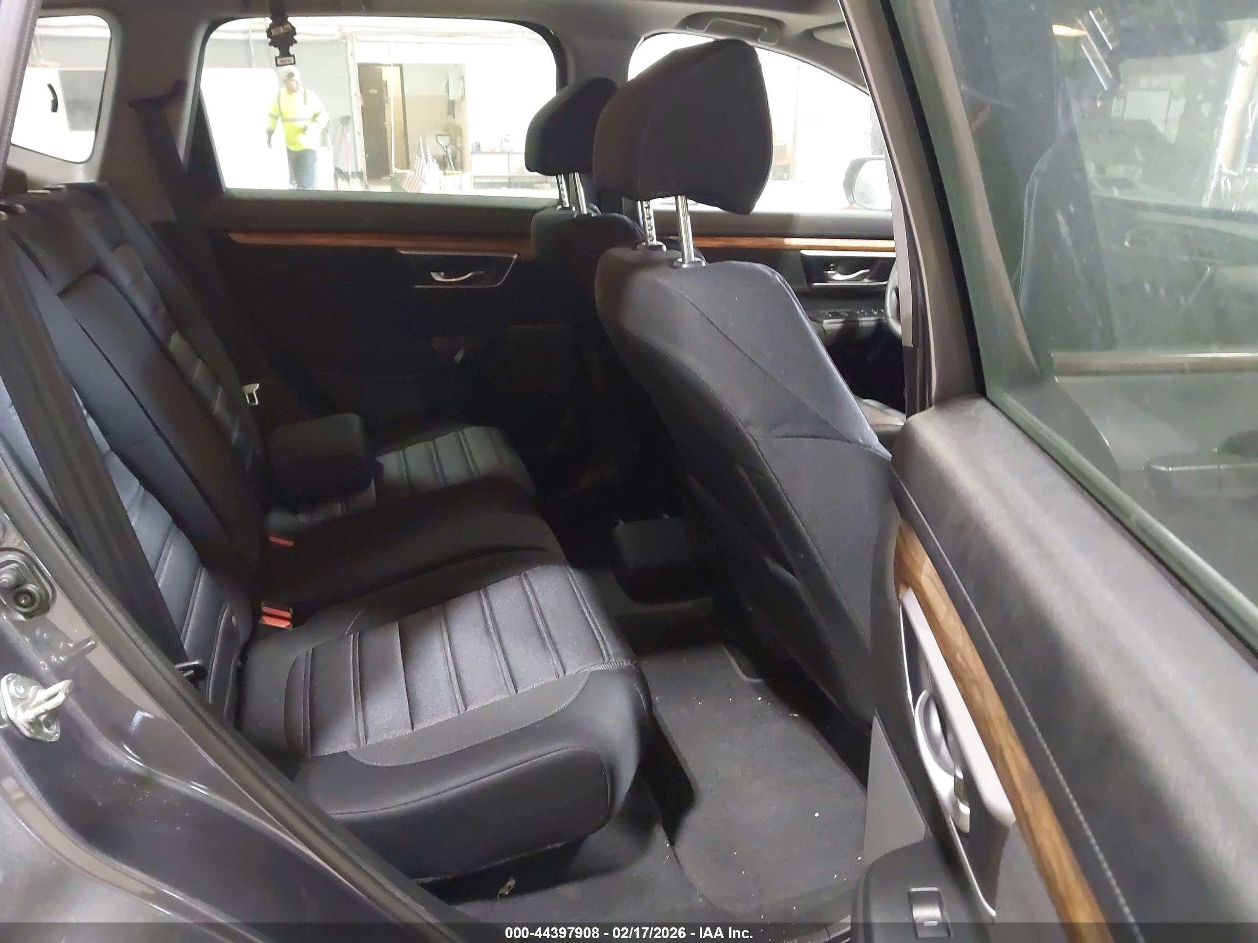HONDA CR-V image 8