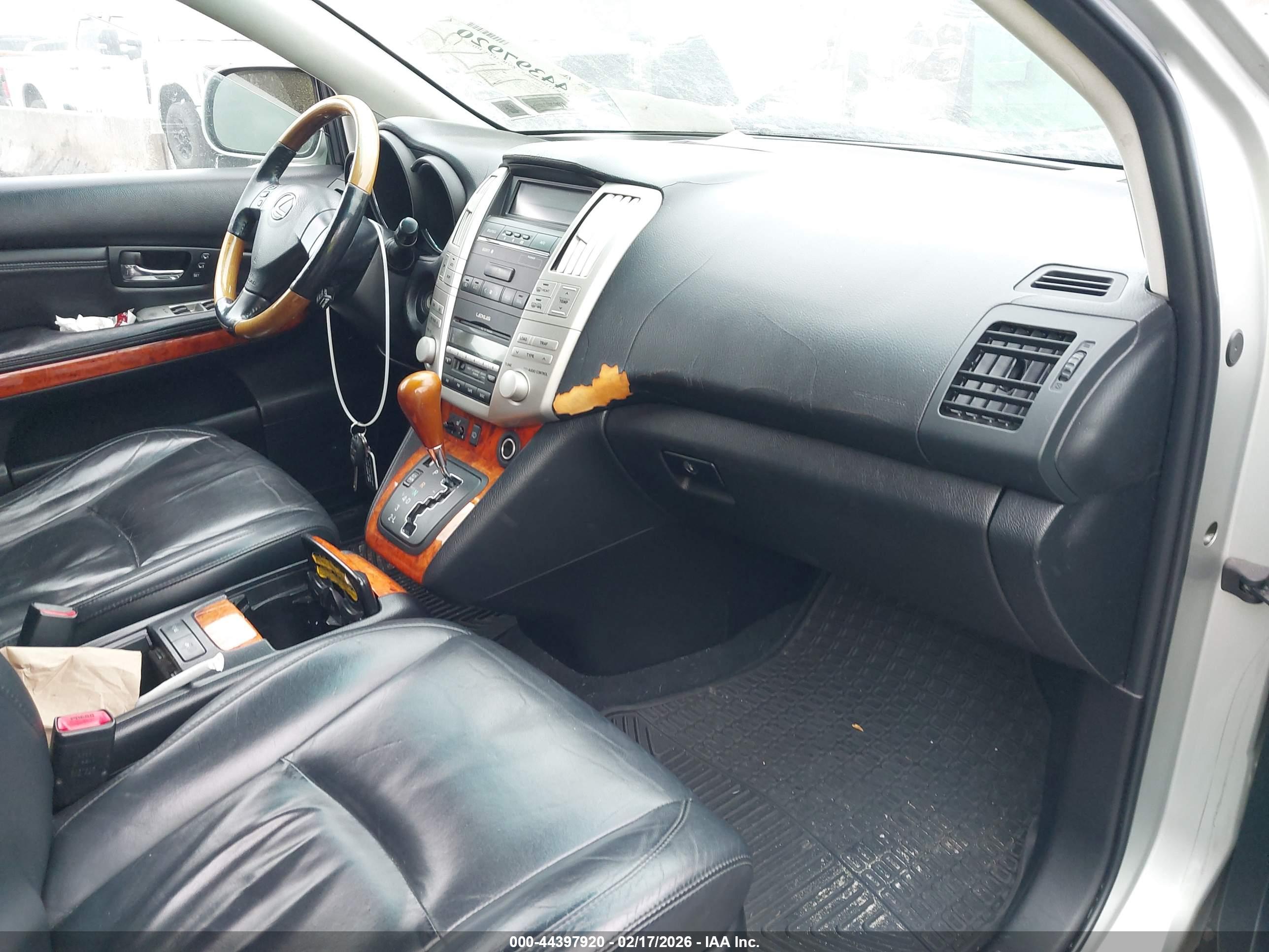 LEXUS RX image 5