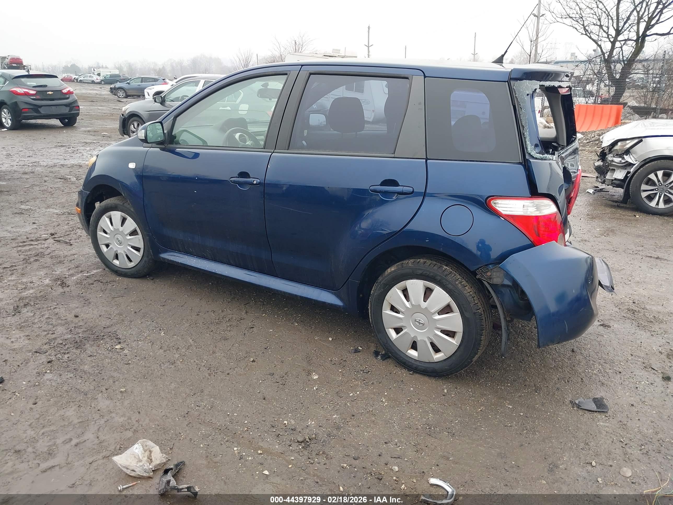 SCION XA image 3