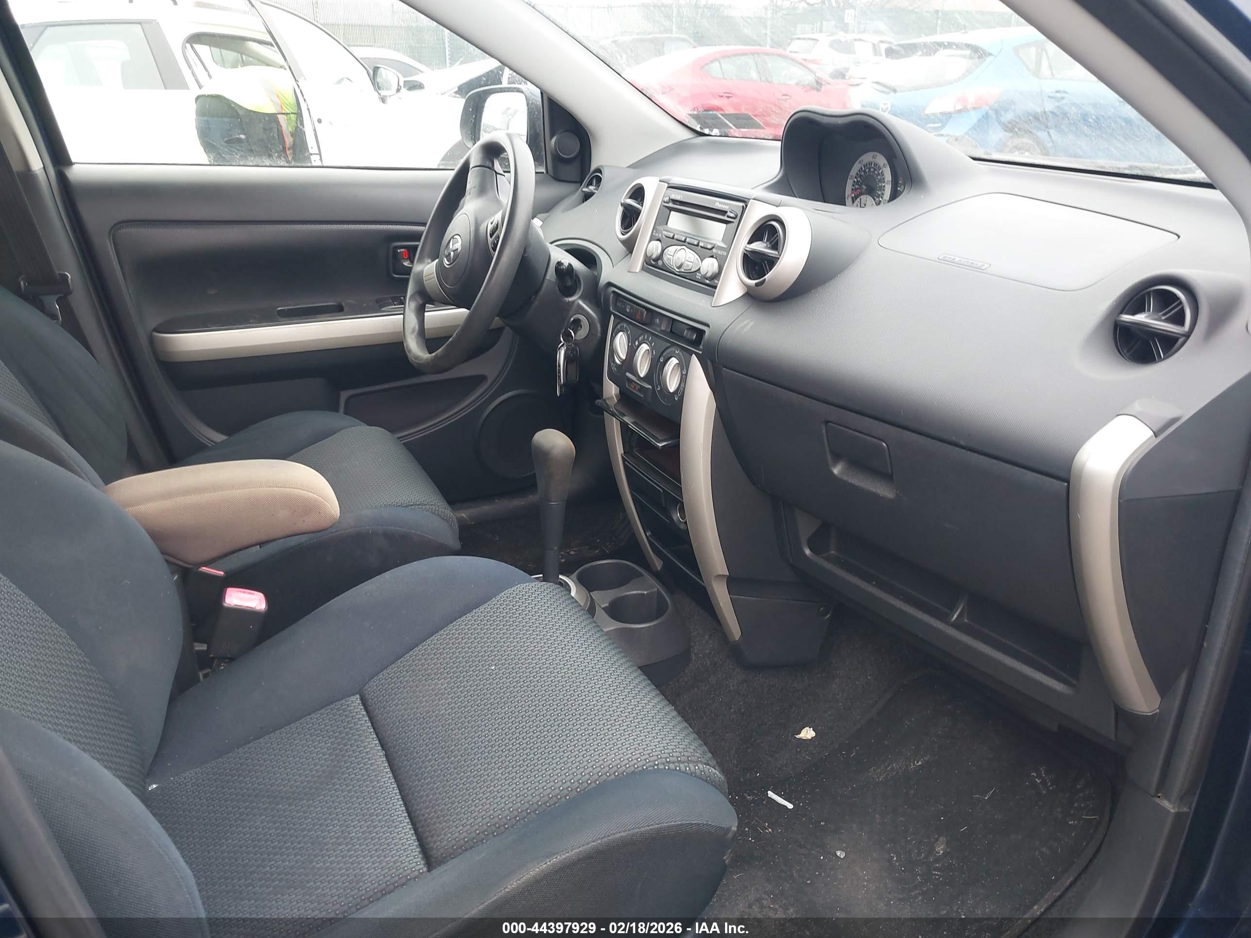 SCION XA image 5