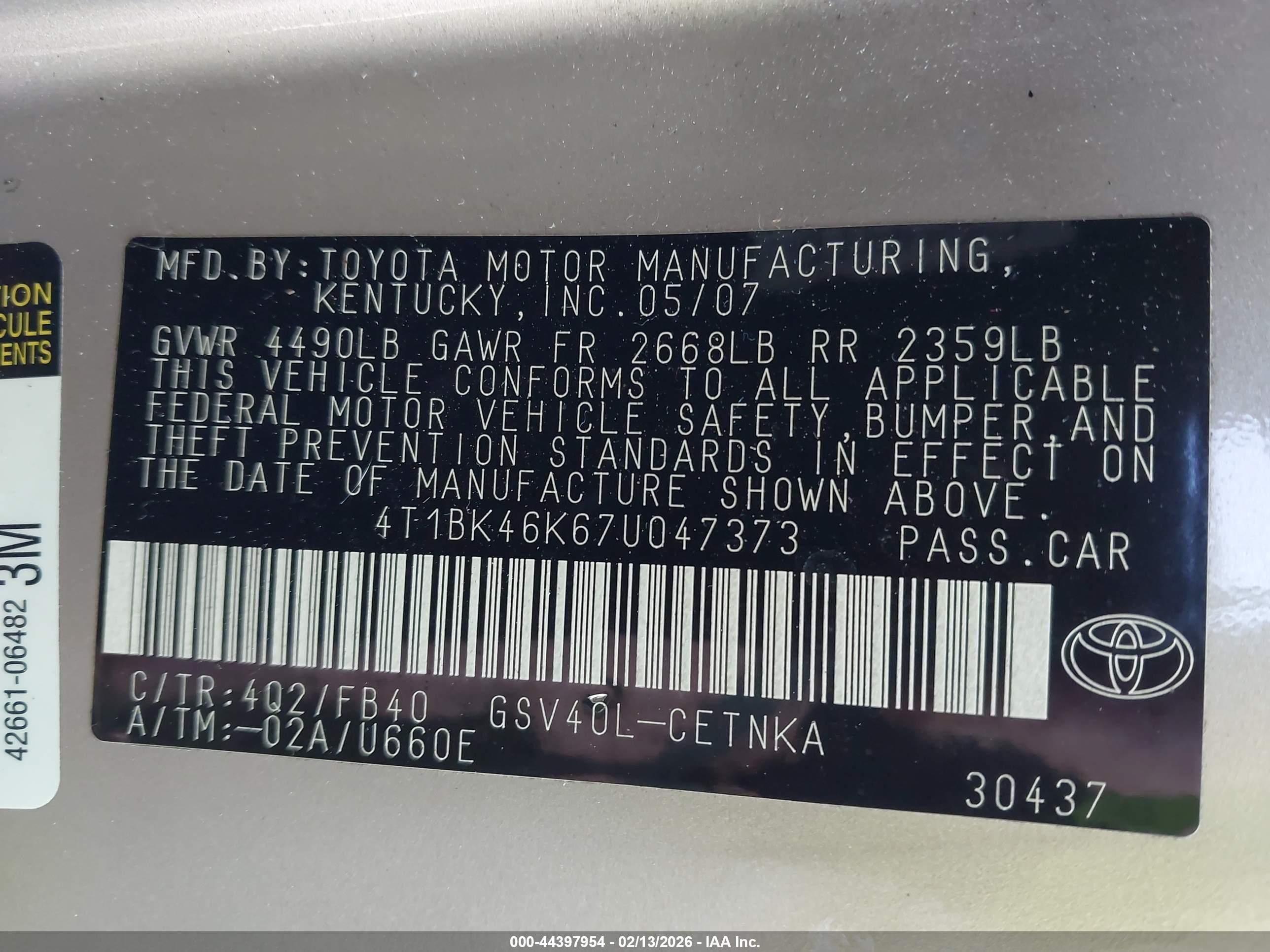 TOYOTA CAMRY image 9