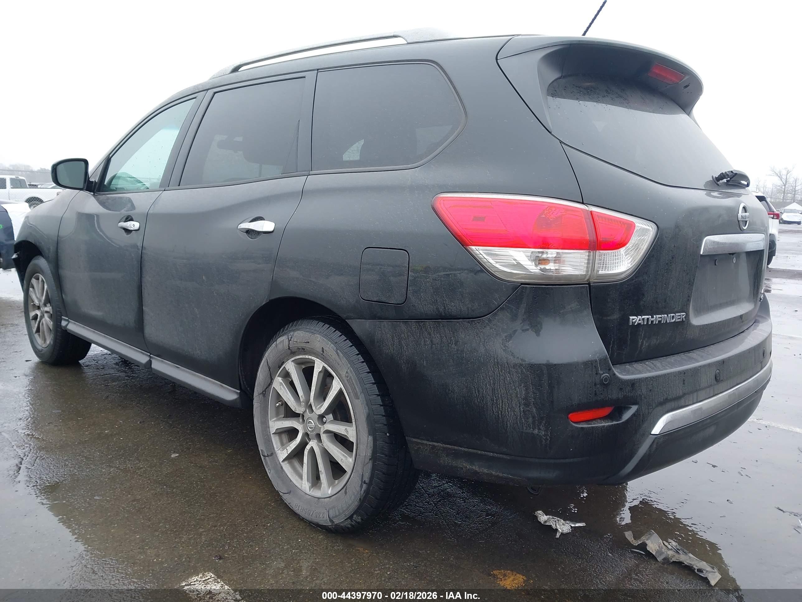 NISSAN PATHFINDER image 3