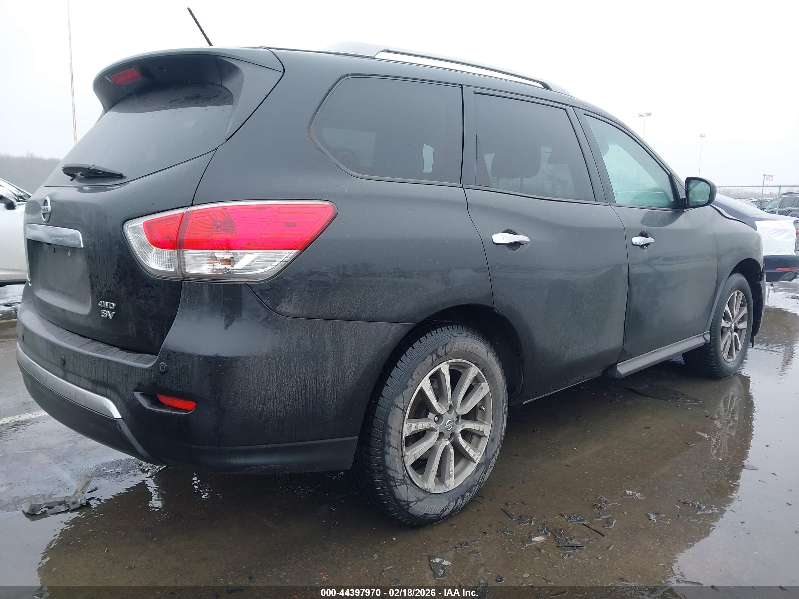NISSAN PATHFINDER image 4
