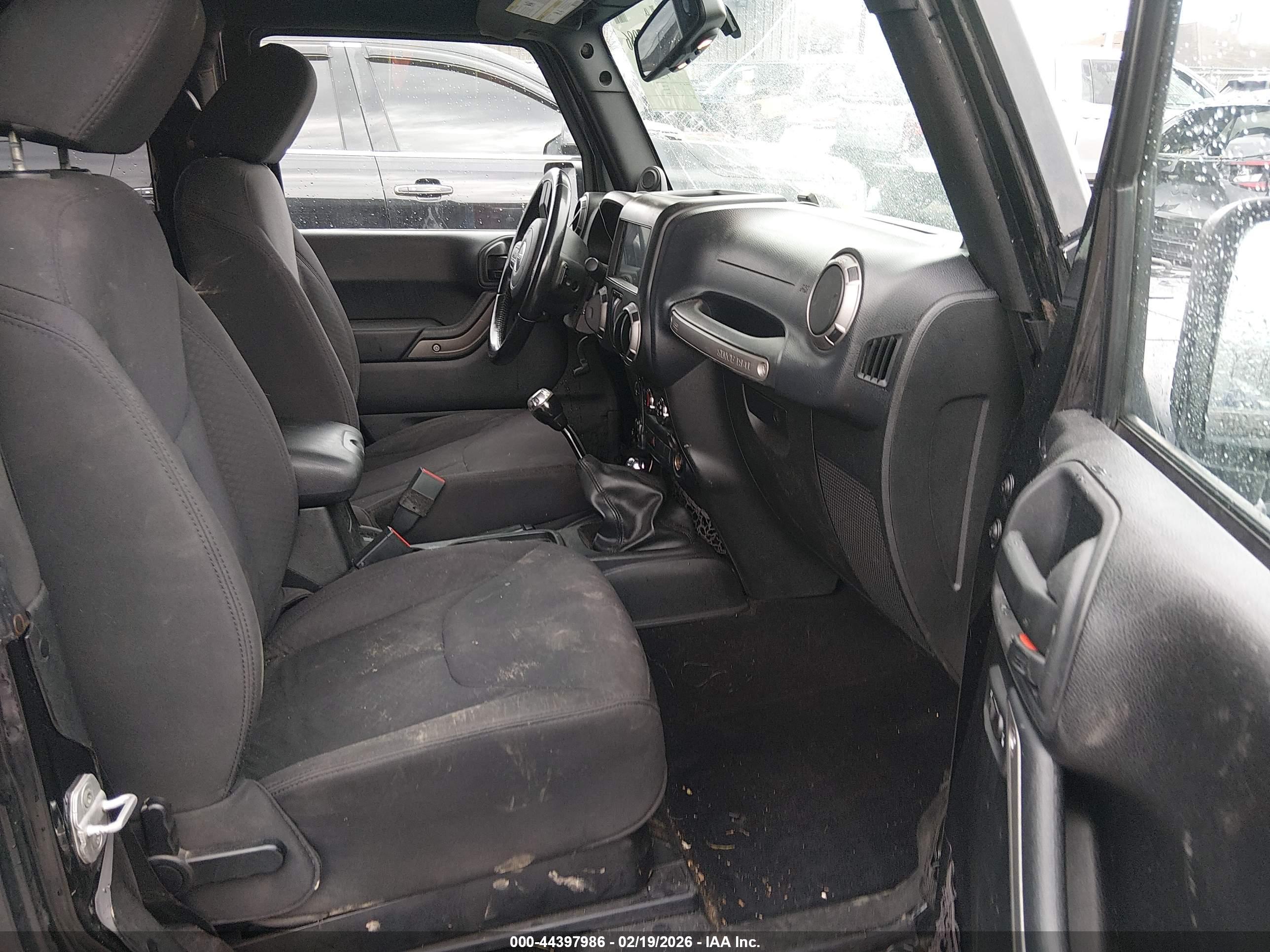JEEP WRANGLER image 5