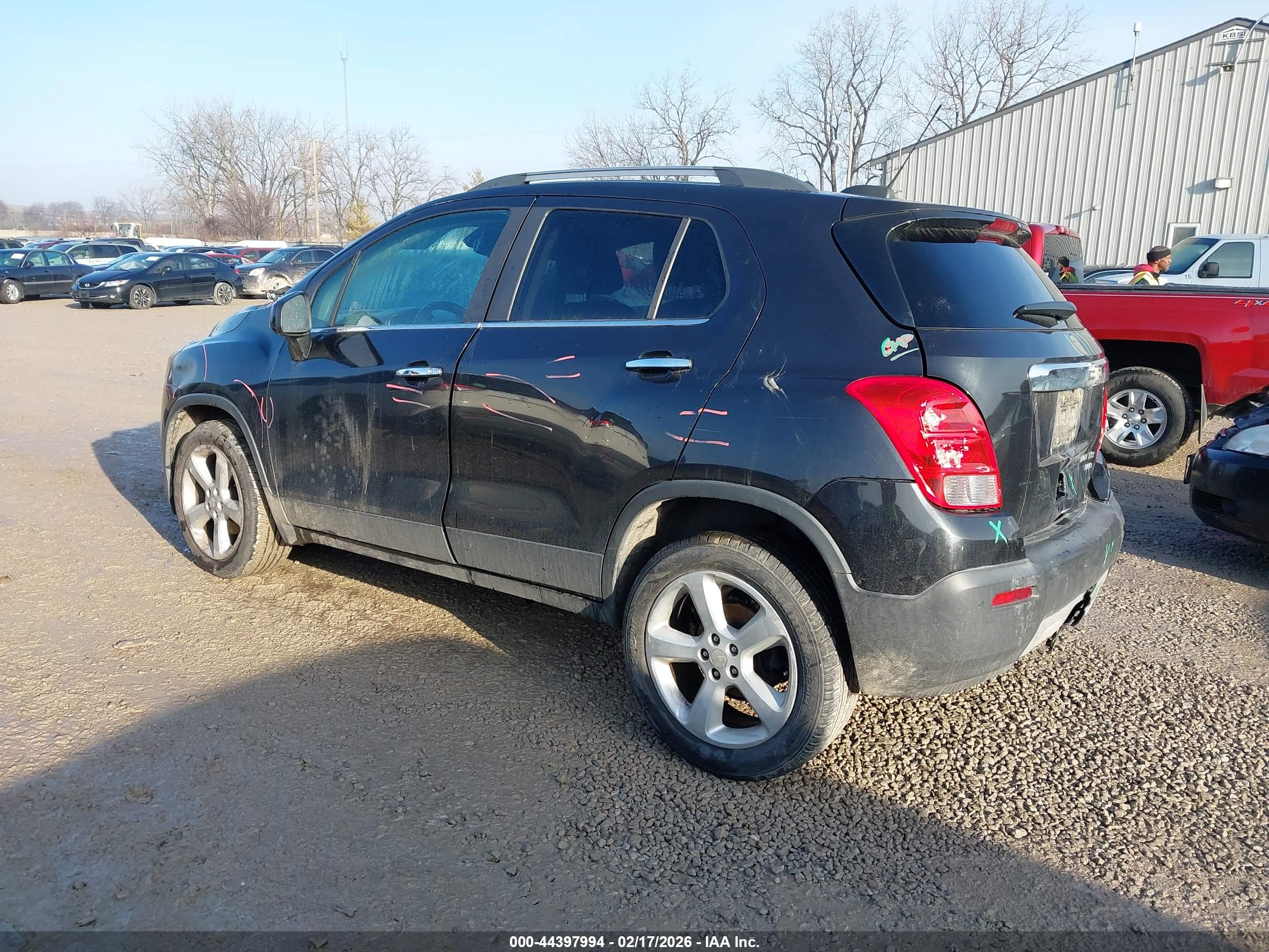 CHEVROLET TRAX image 3