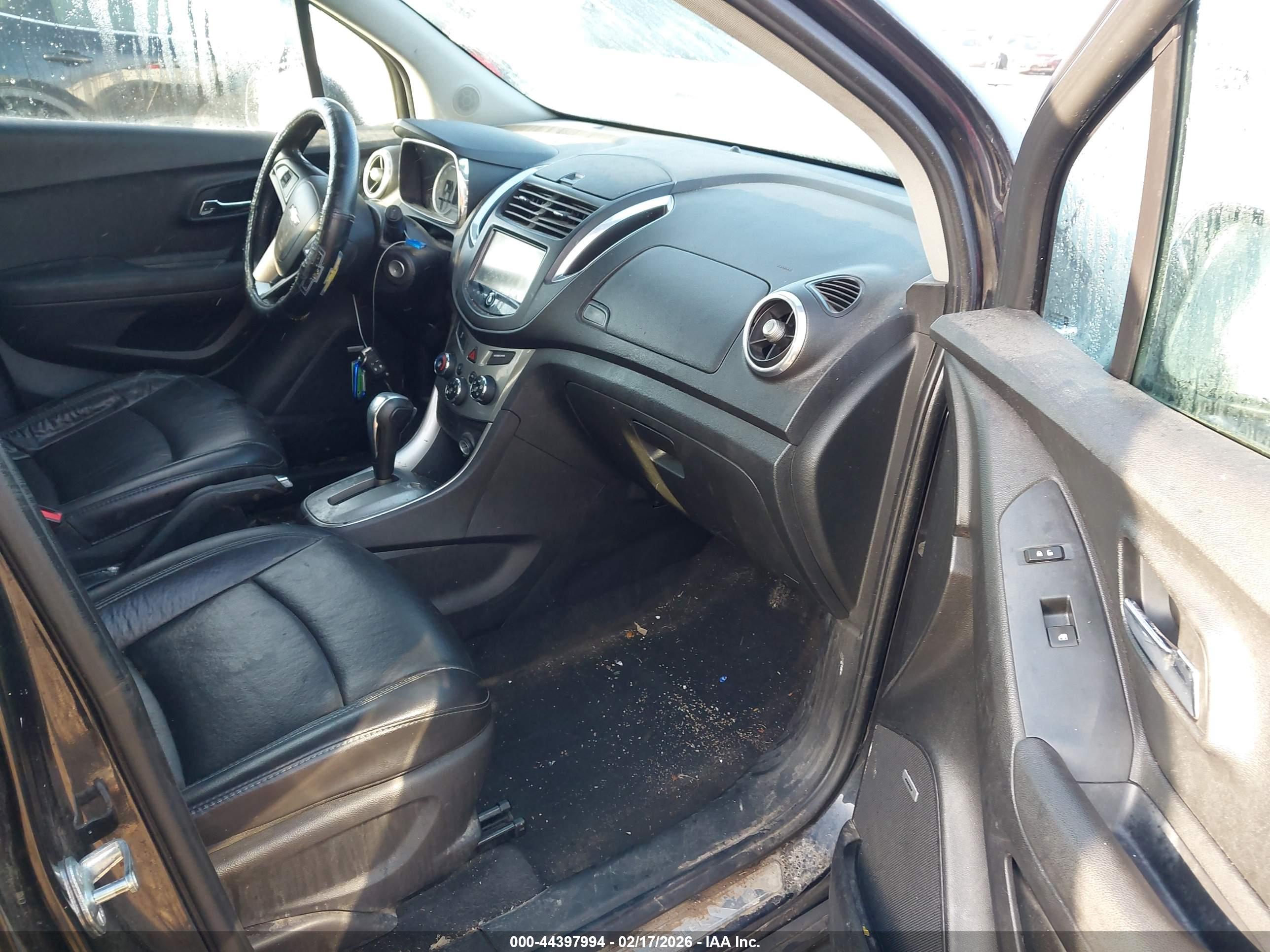 CHEVROLET TRAX image 5
