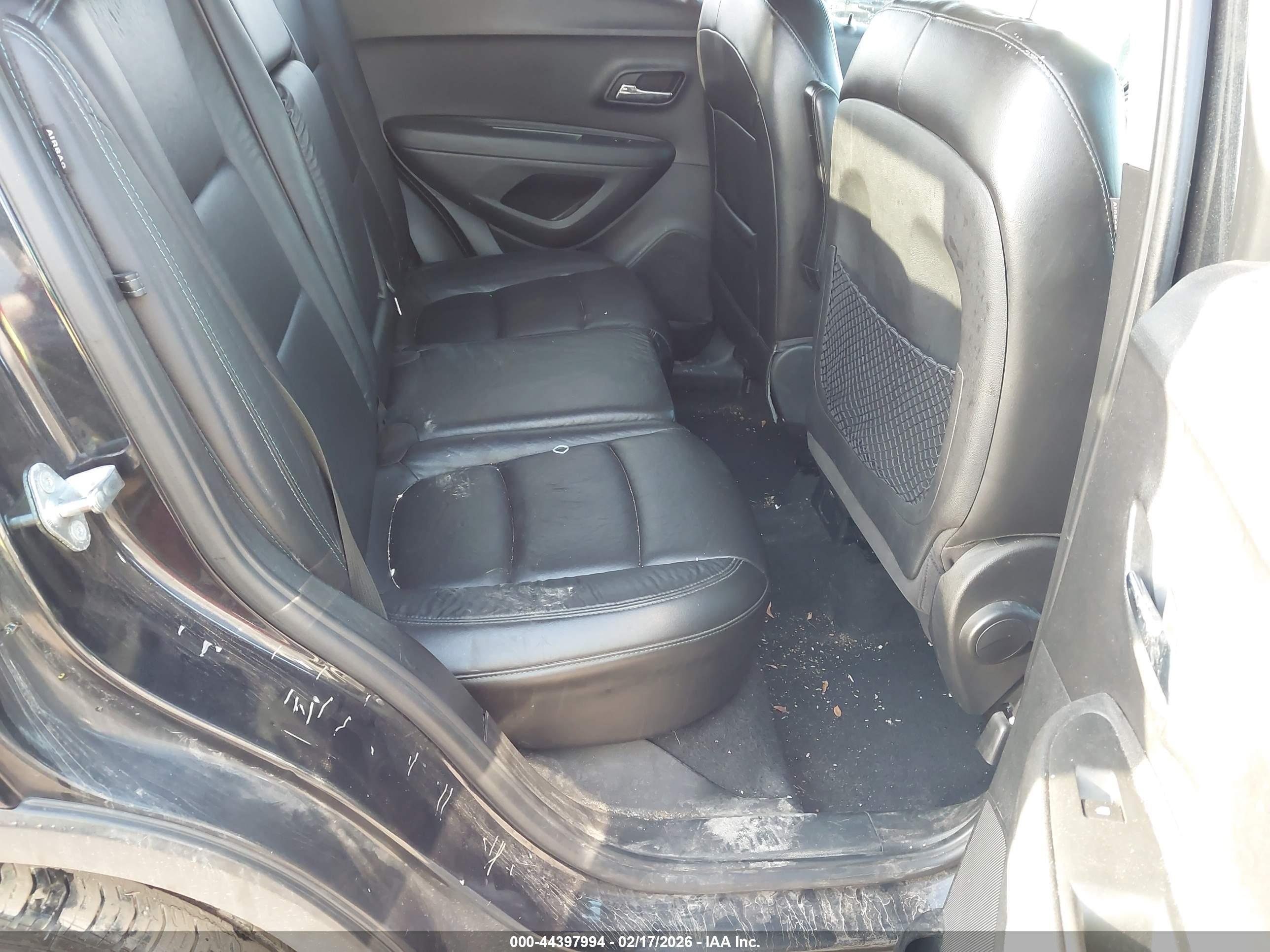 CHEVROLET TRAX image 8