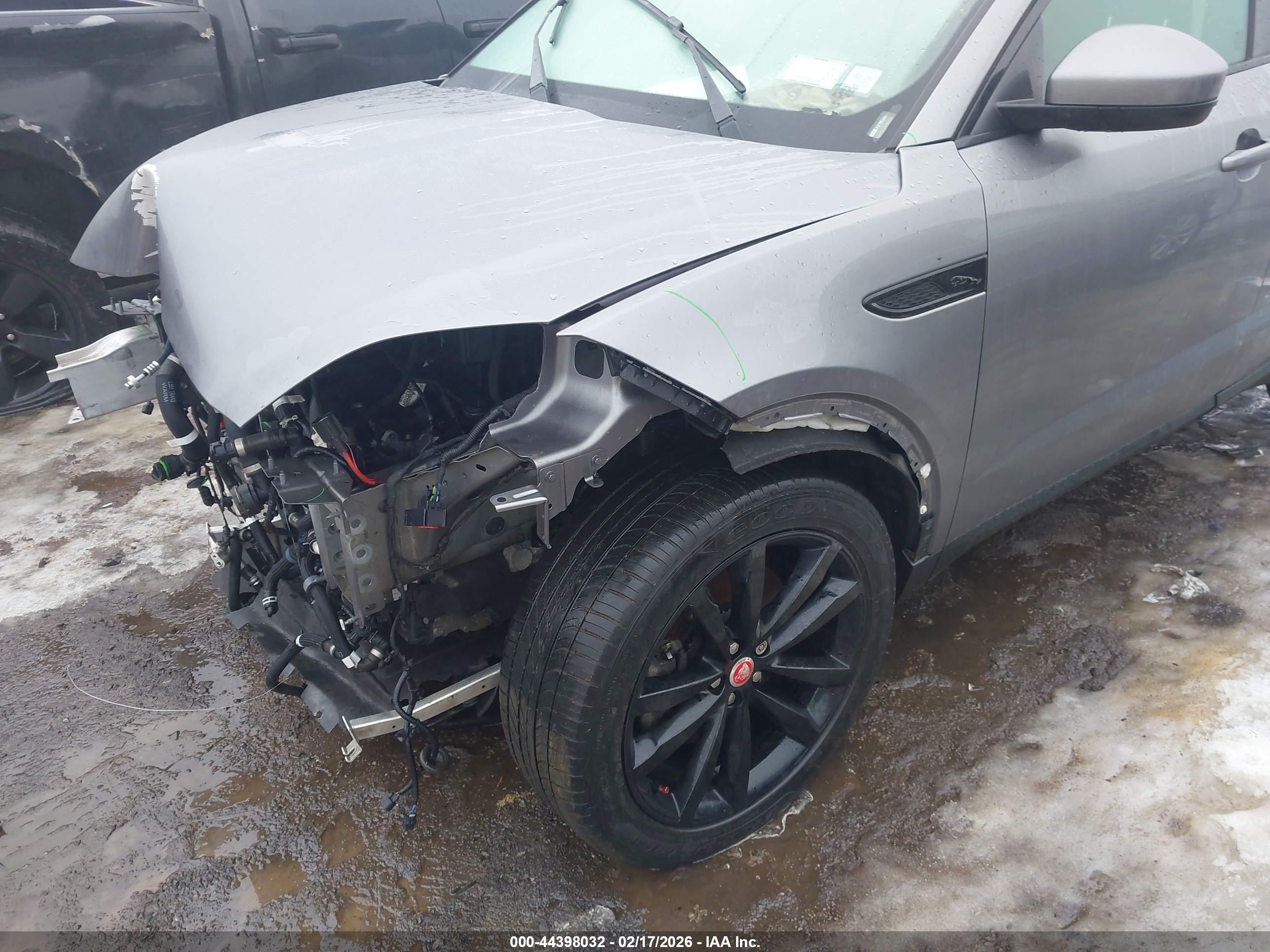 JAGUAR E-PACE image 6