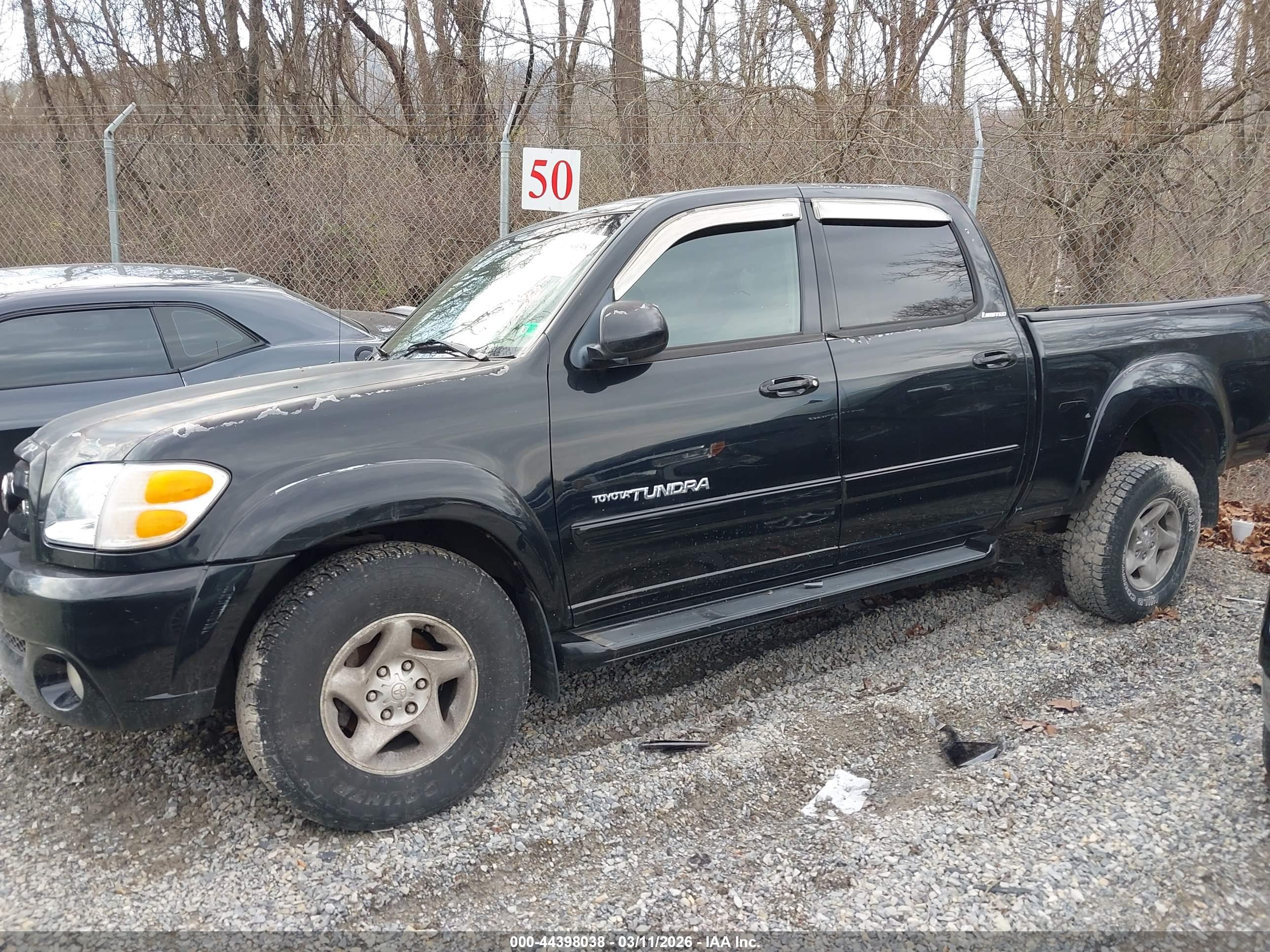 TOYOTA TUNDRA image 2