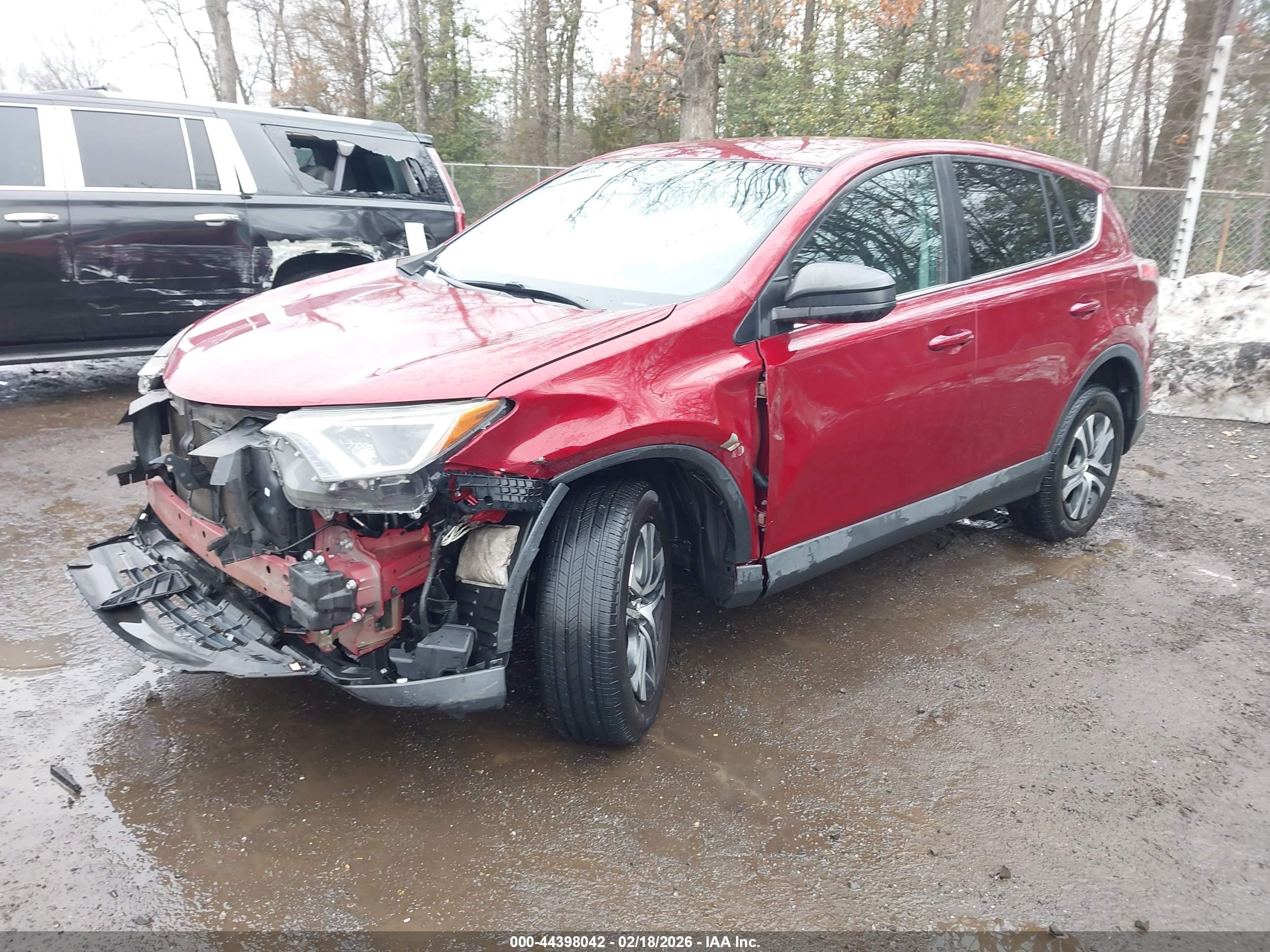 TOYOTA RAV4 image 2