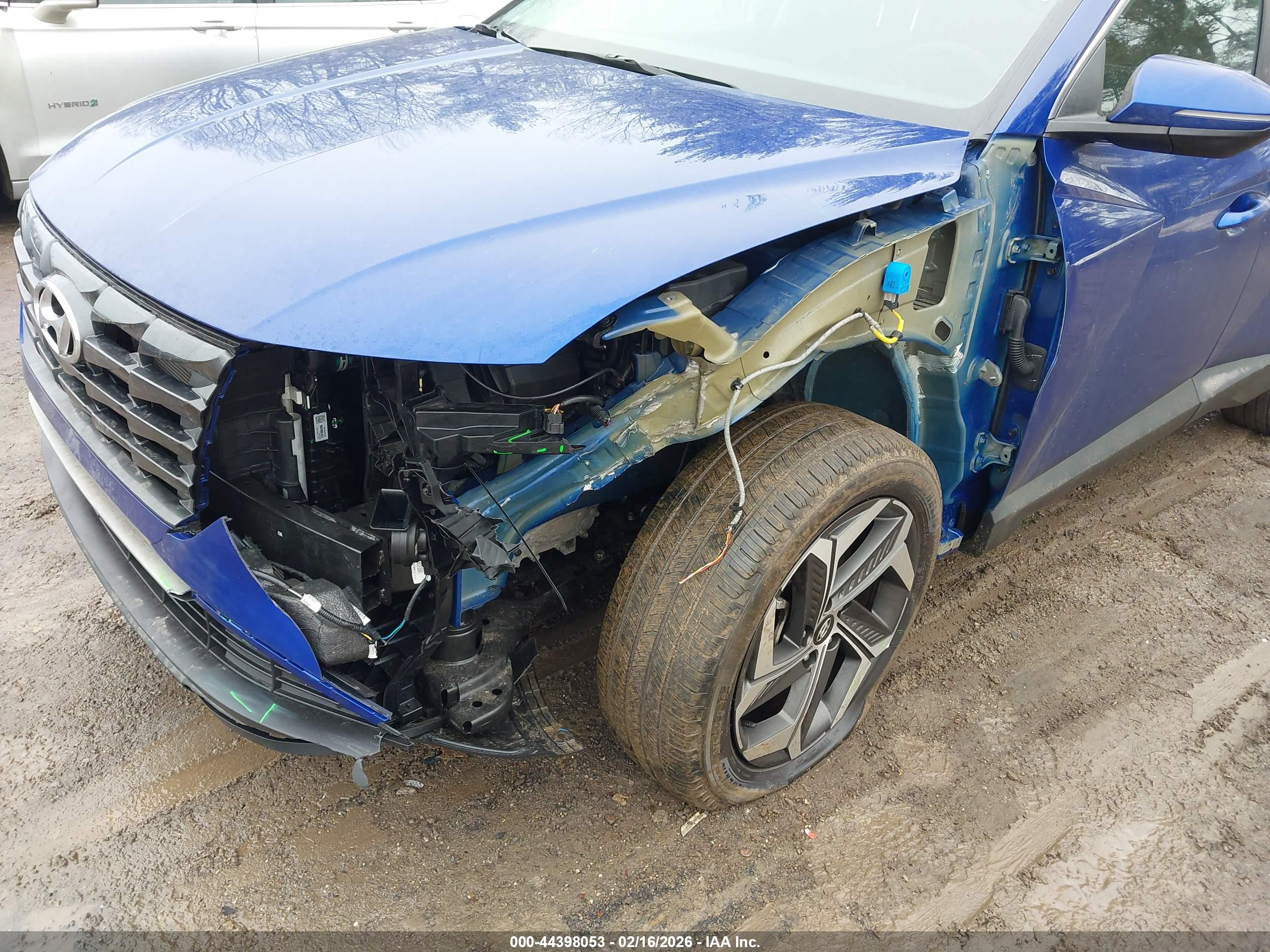 HYUNDAI TUCSON image 6