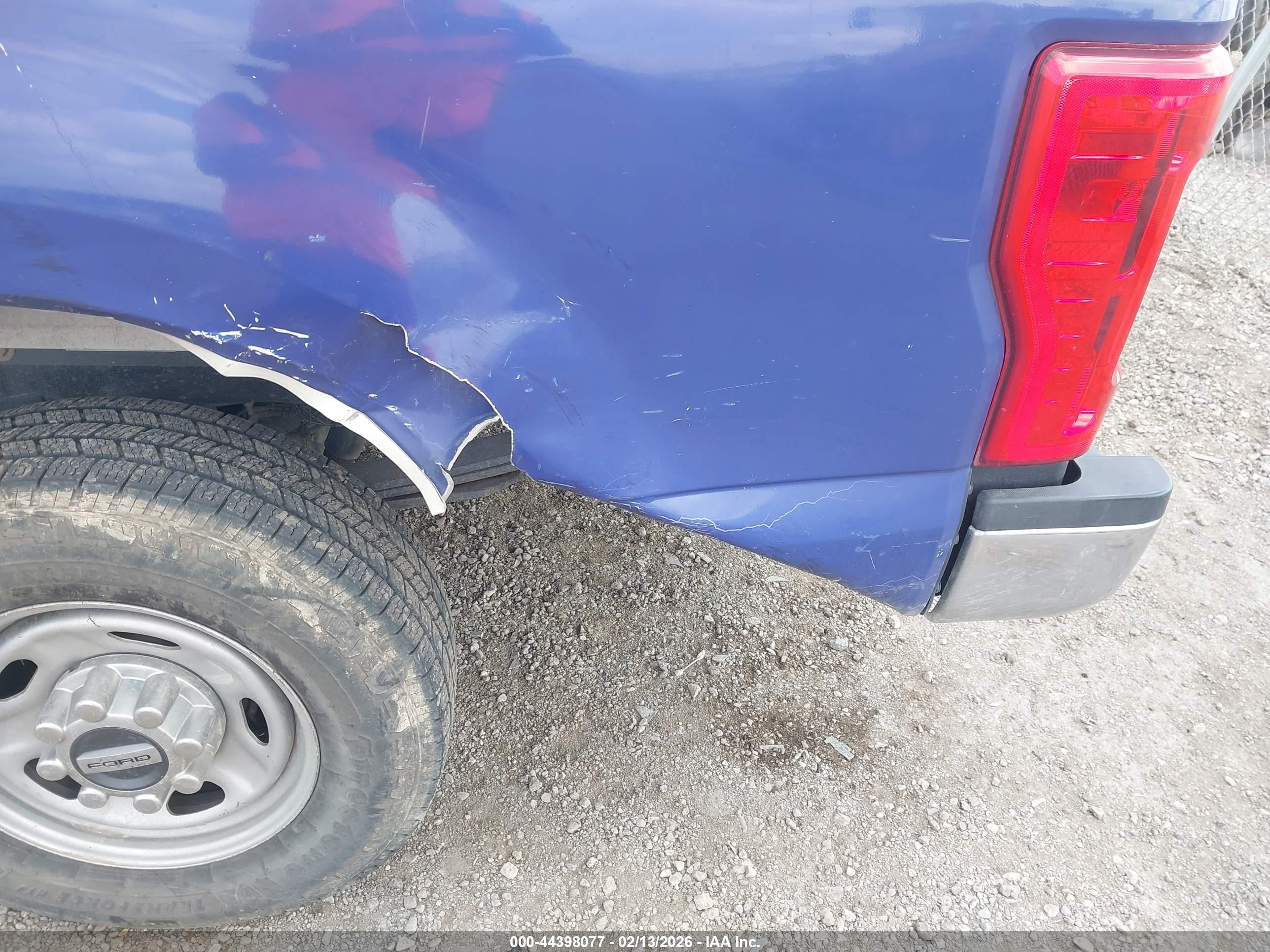 FORD F-250 image 6