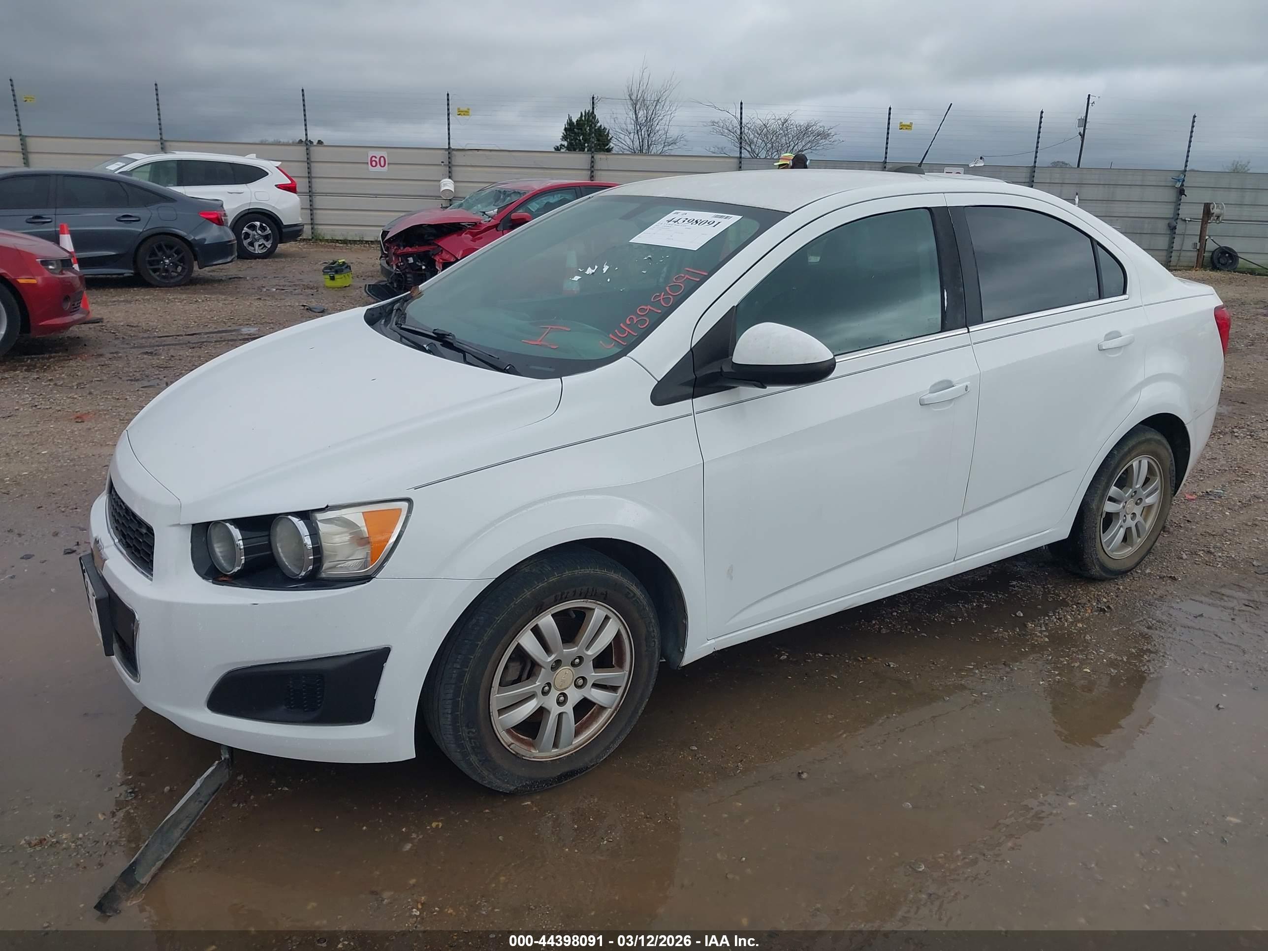 CHEVROLET SONIC image 2