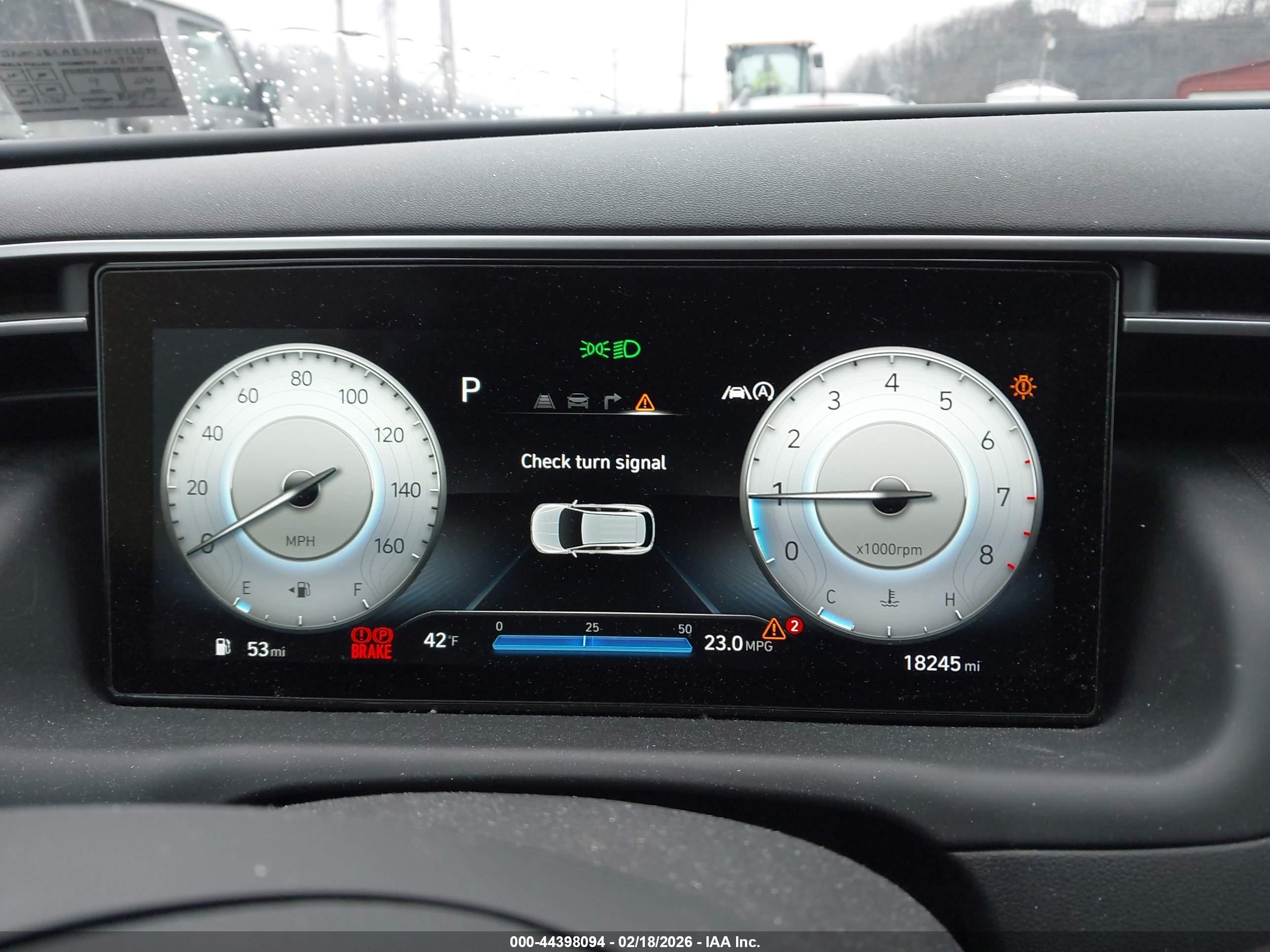 HYUNDAI TUCSON image 7