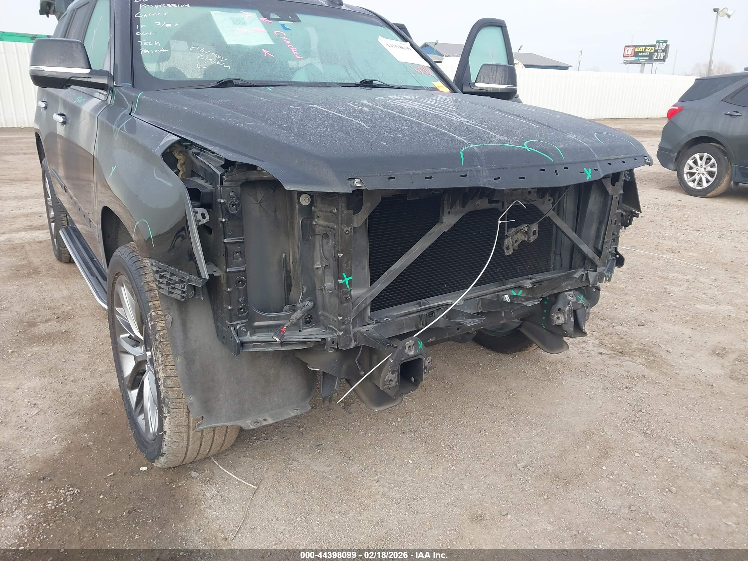 CADILLAC ESCALADE image 6