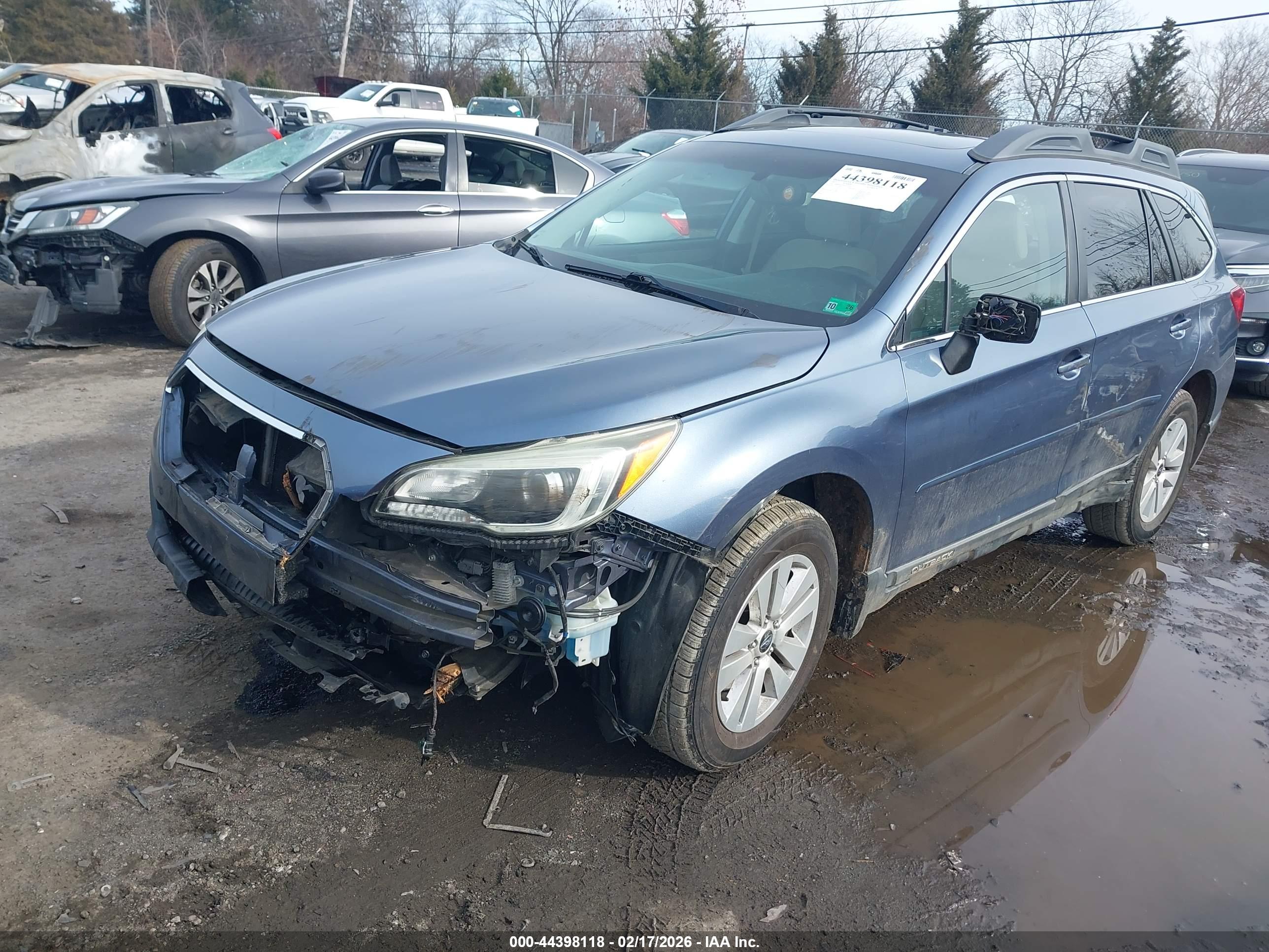 SUBARU OUTBACK image 2