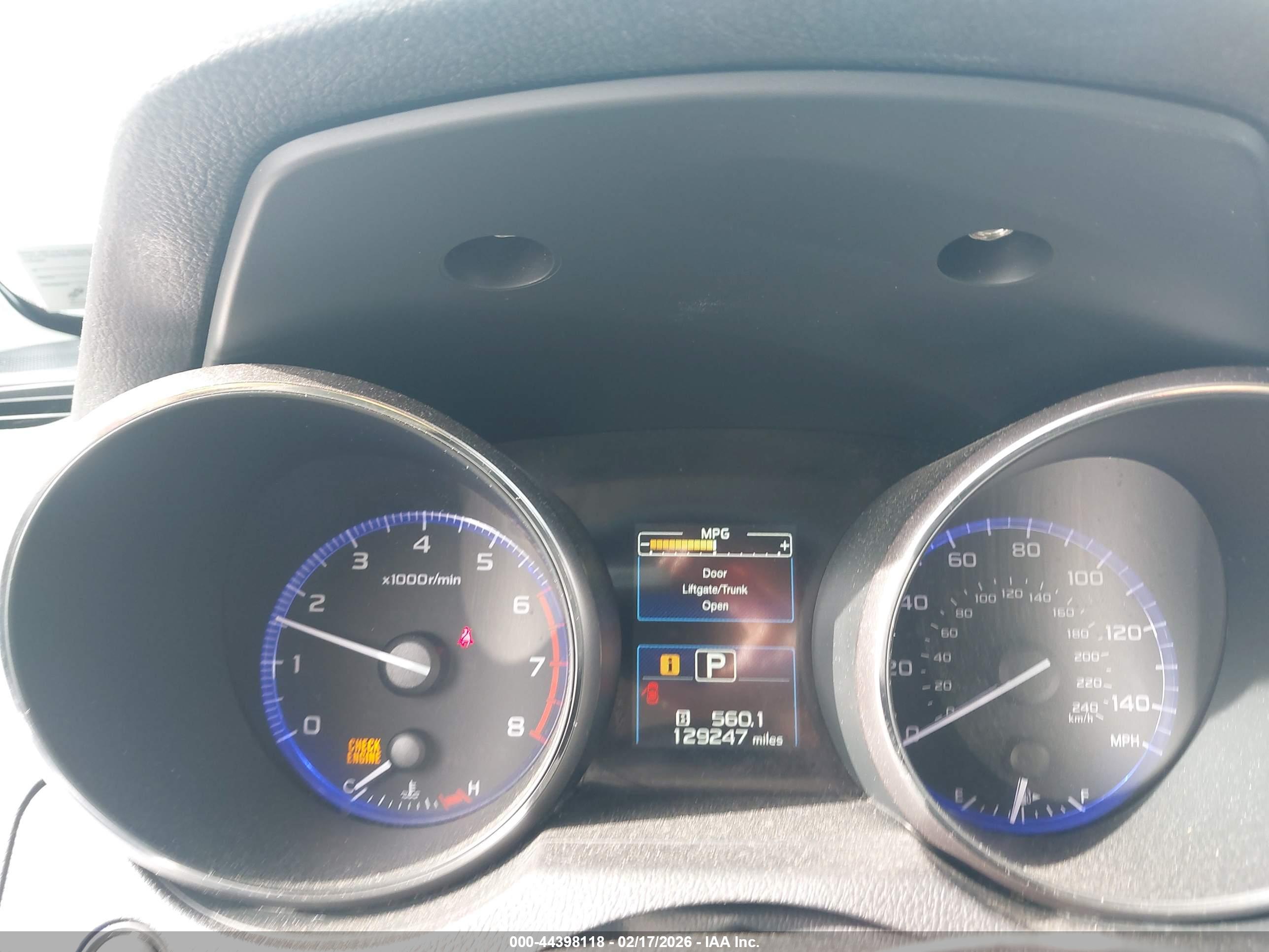 SUBARU OUTBACK image 7