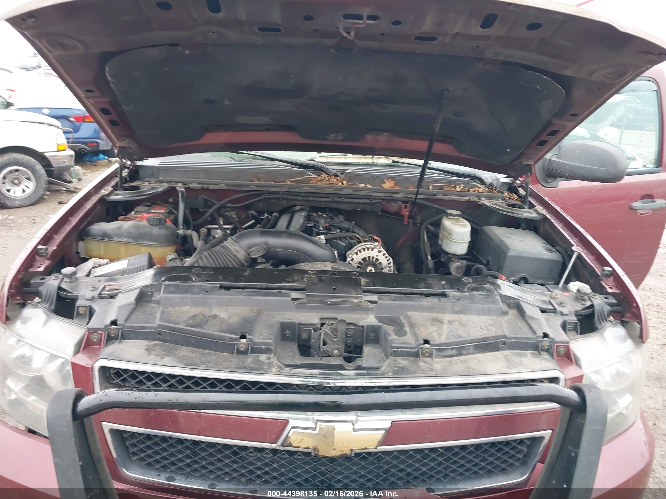 CHEVROLET SUBURBAN image 10