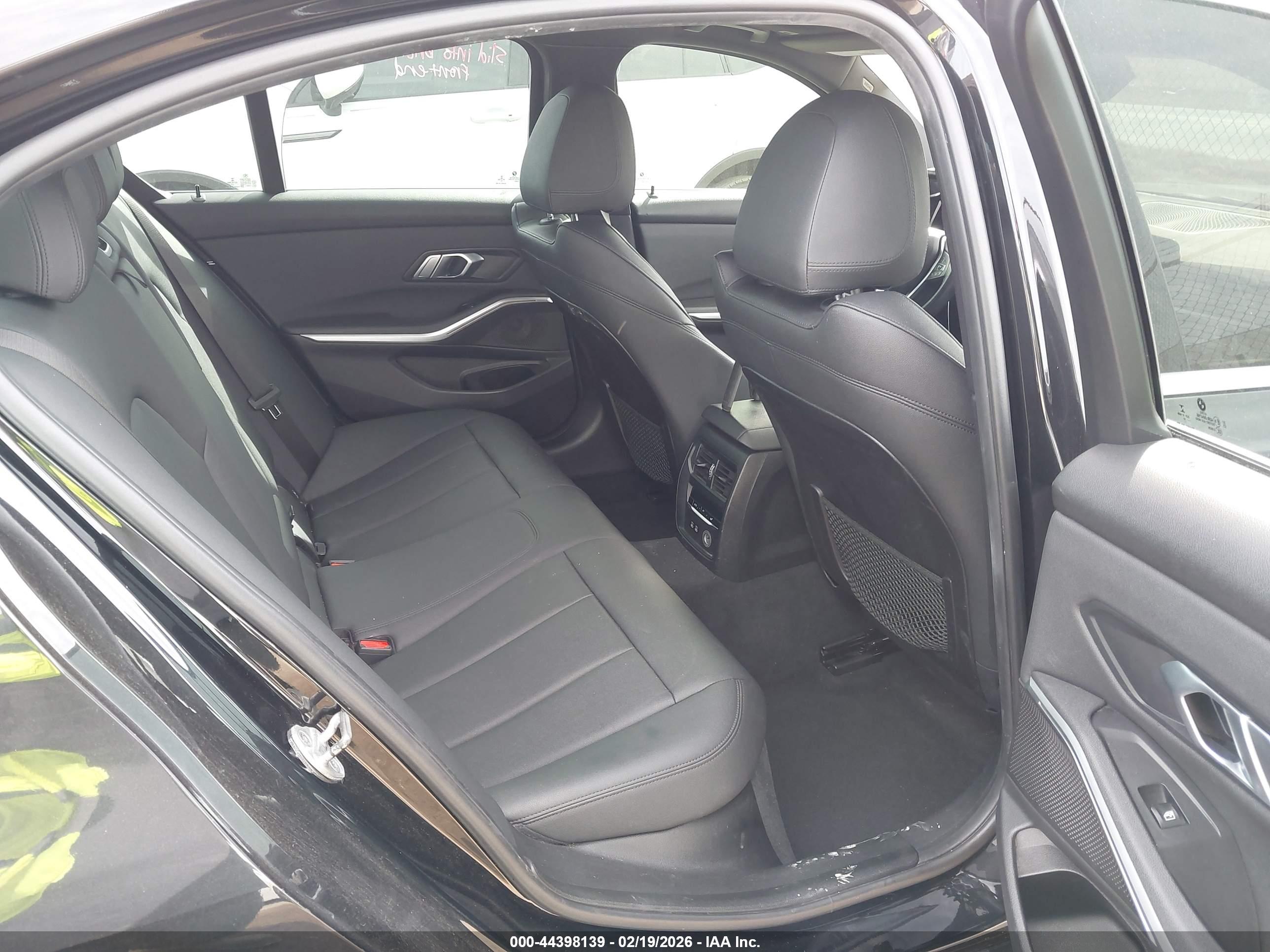 BMW 330I image 8