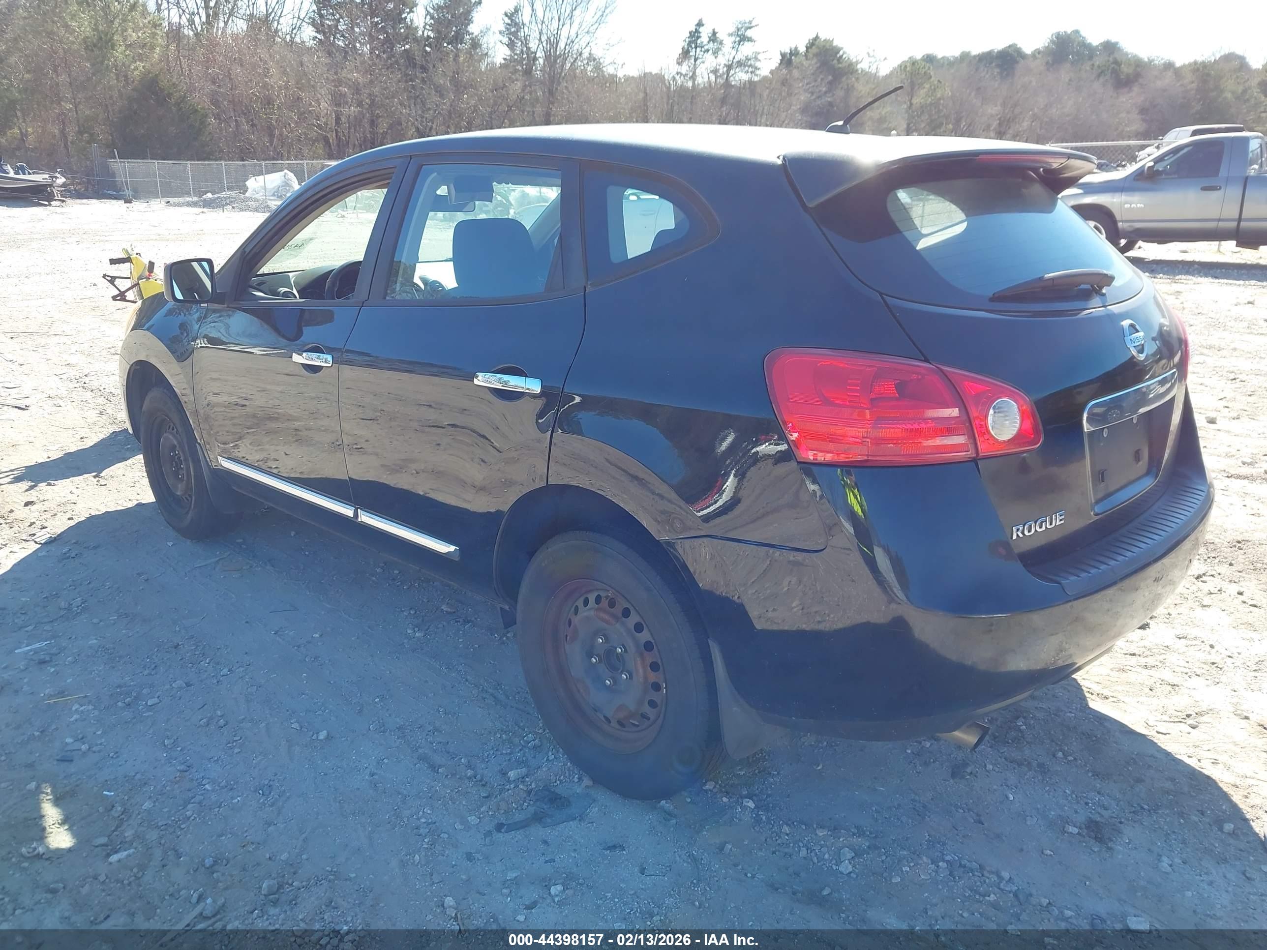 NISSAN ROGUE image 3